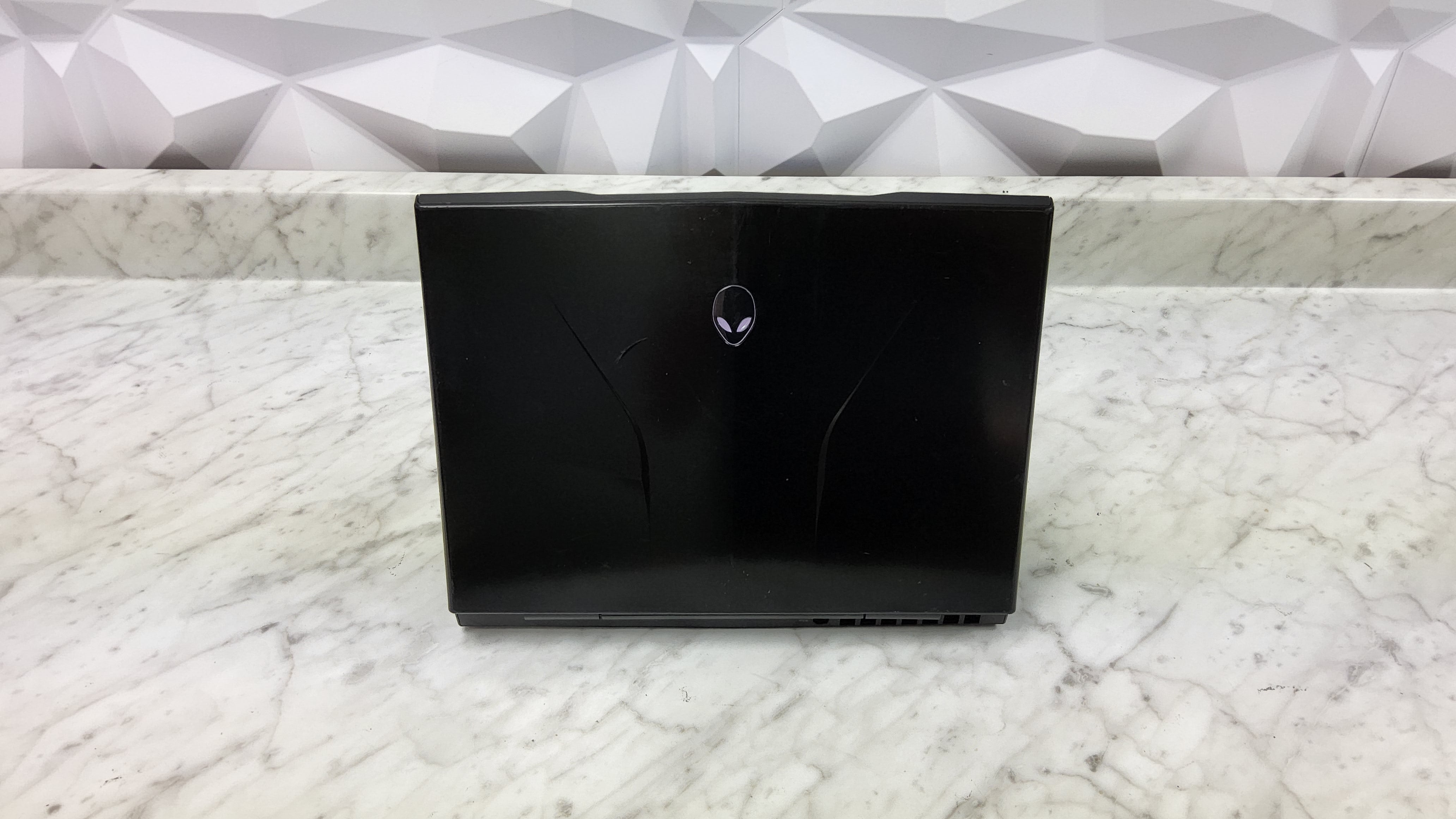 Alienware M11X - Intel U7300 + GT 335M Laptop (*FREE Shipping)