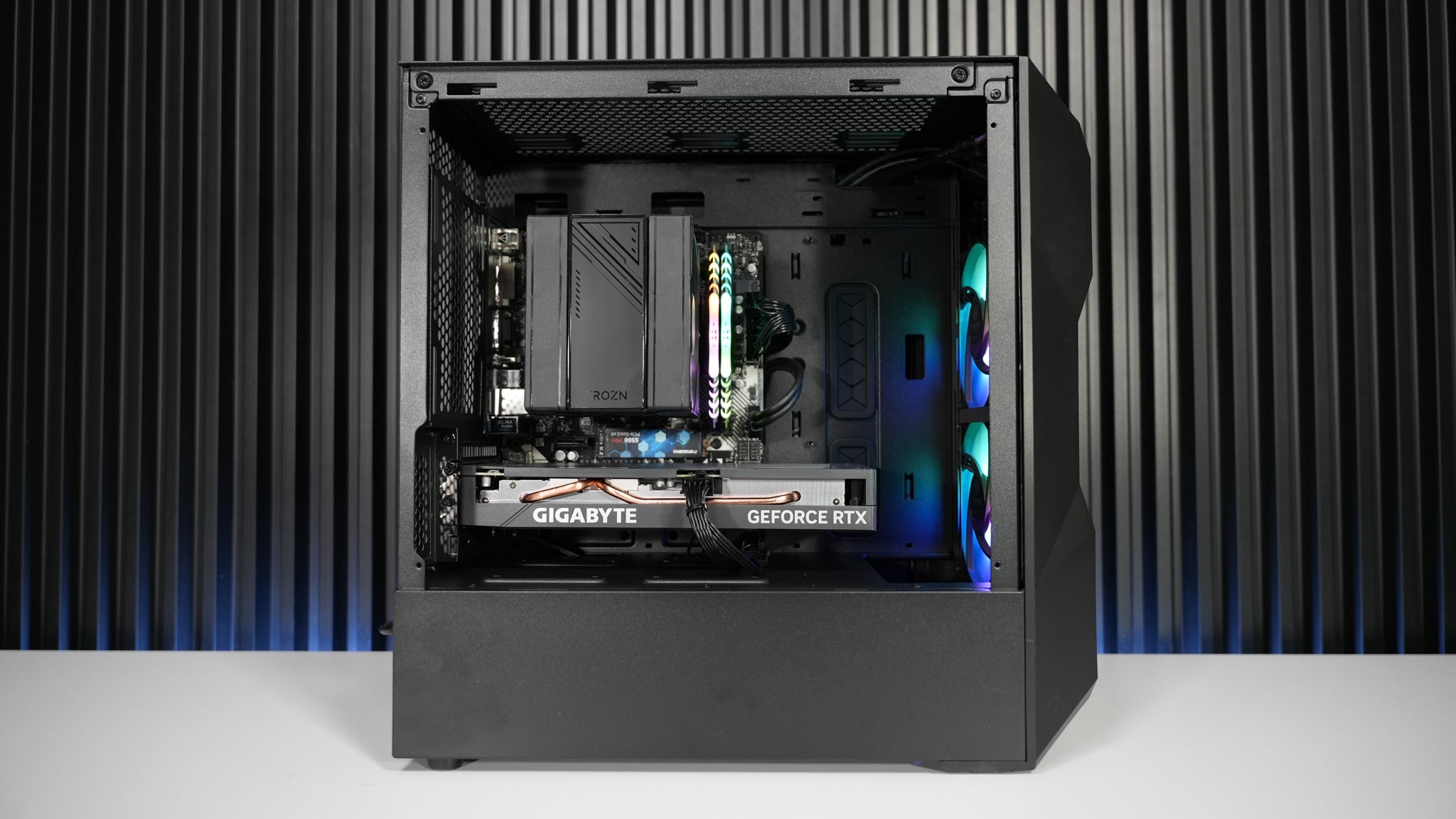 Ryzen 5 5500 + RTX 4060 Gaming PC