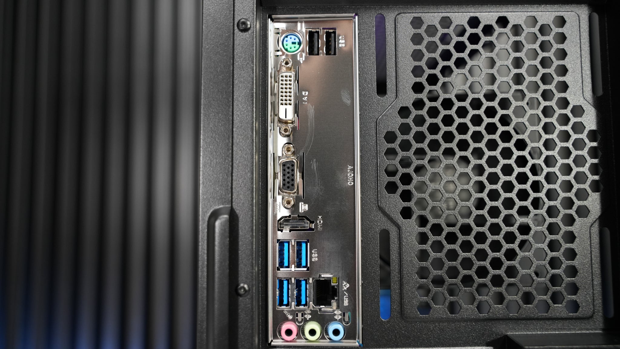 Ryzen 5 5500 + RTX 4060 Gaming PC