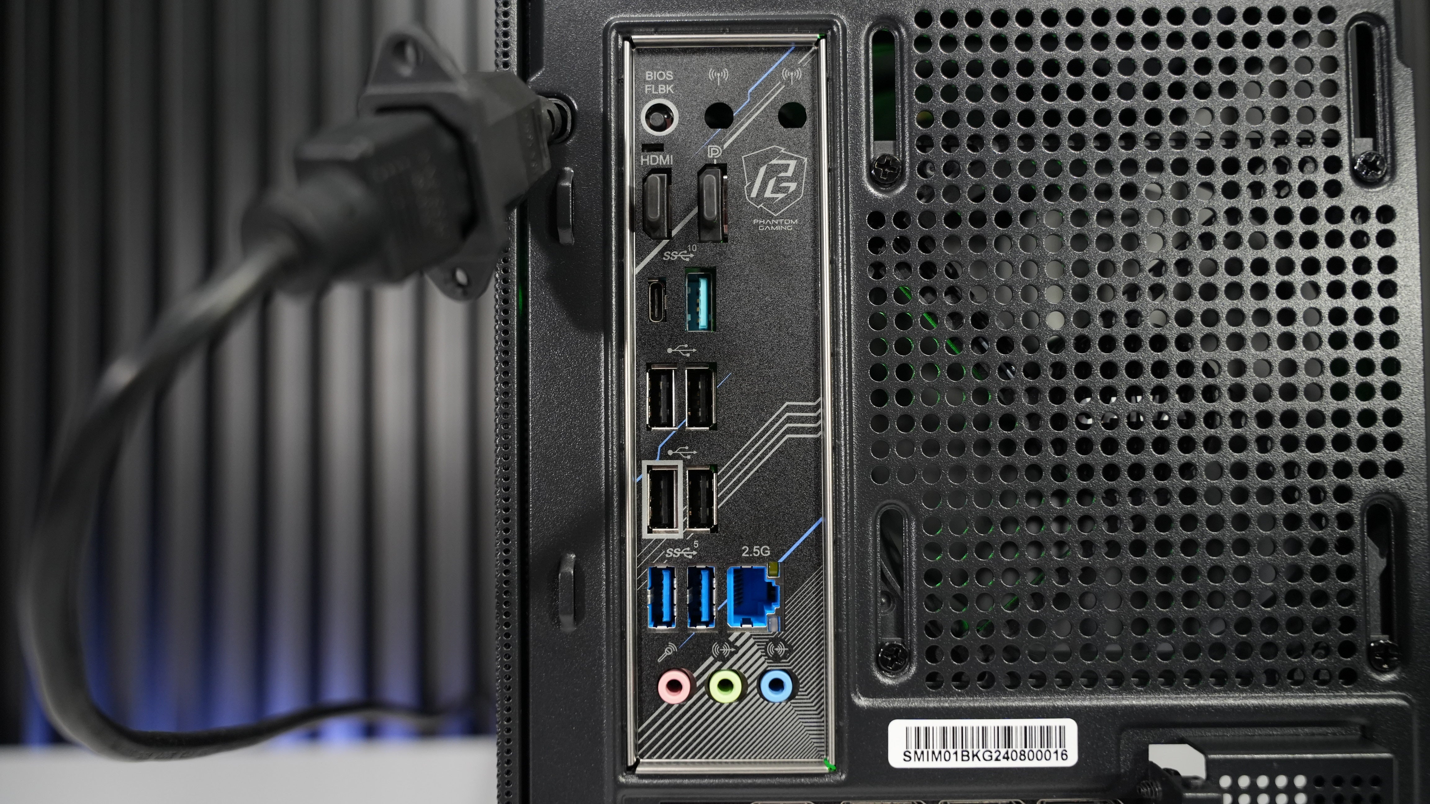 Ryzen 5 7600 + RTX 4070 Gaming/Streaming PC