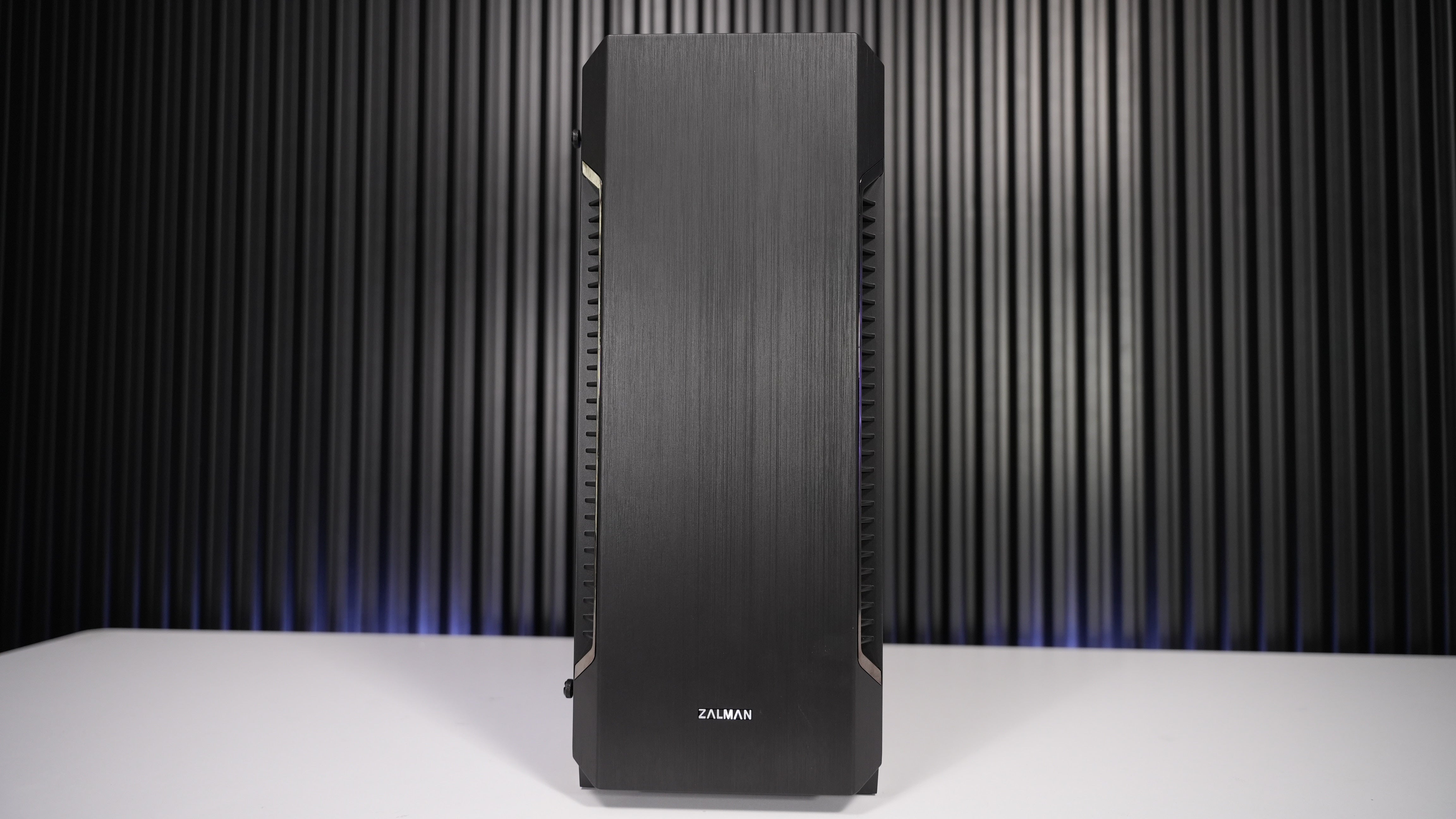 Ryzen 5 7600 + RX 7600 Gaming PC