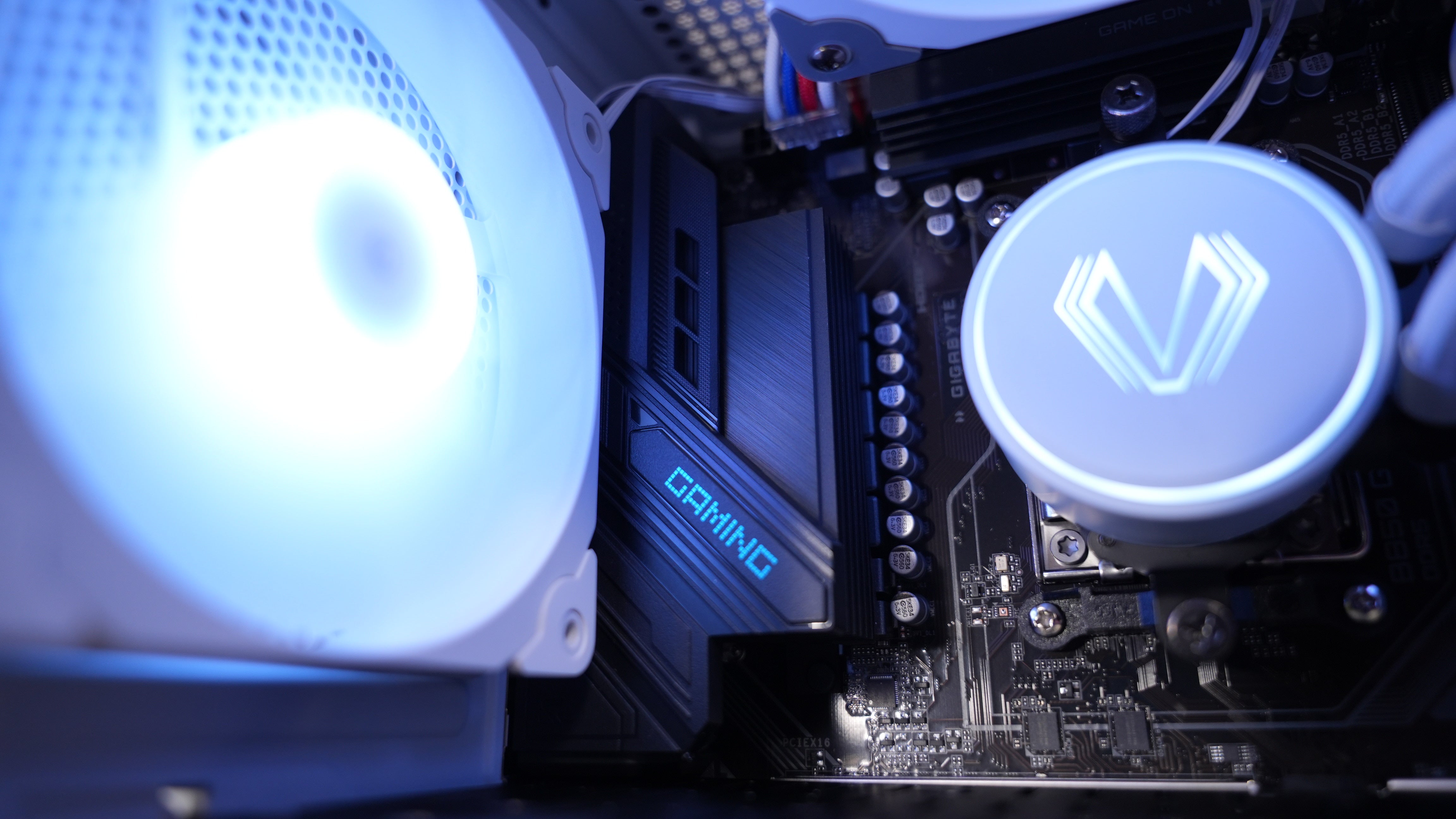 Ryzen 5 7600 + RX 7900GRE Gaming/Streaming PC