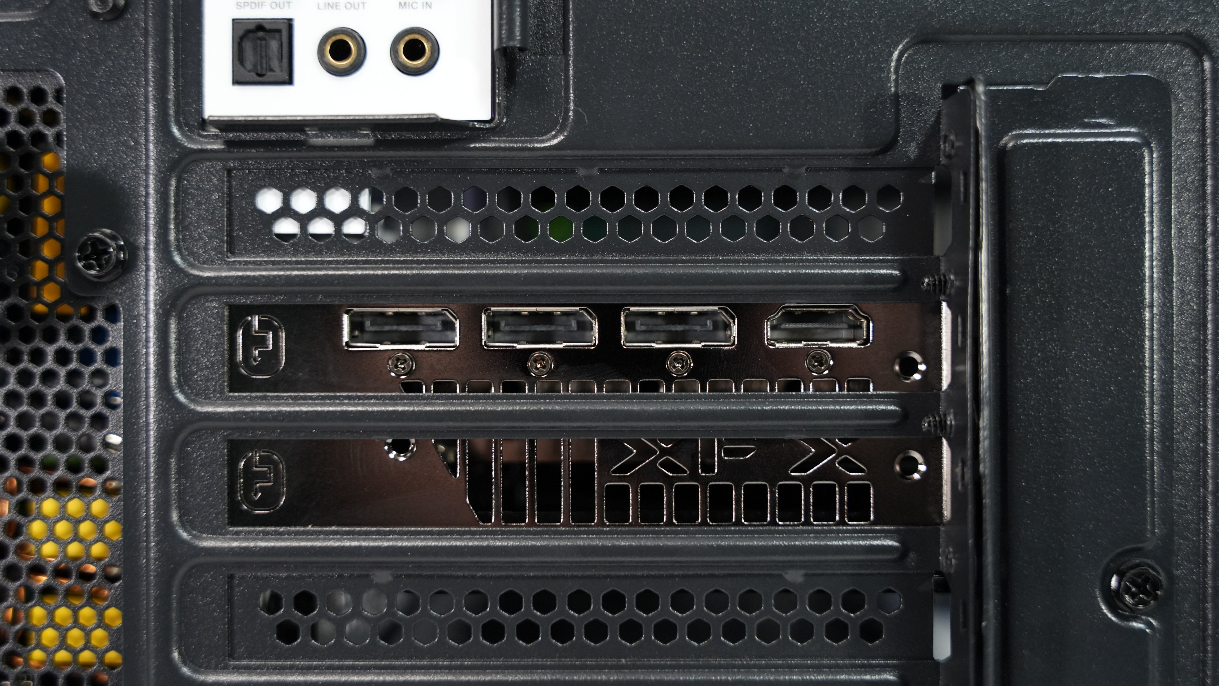 Ryzen 7 9700X + RX 7800XT Gaming/Streaming PC