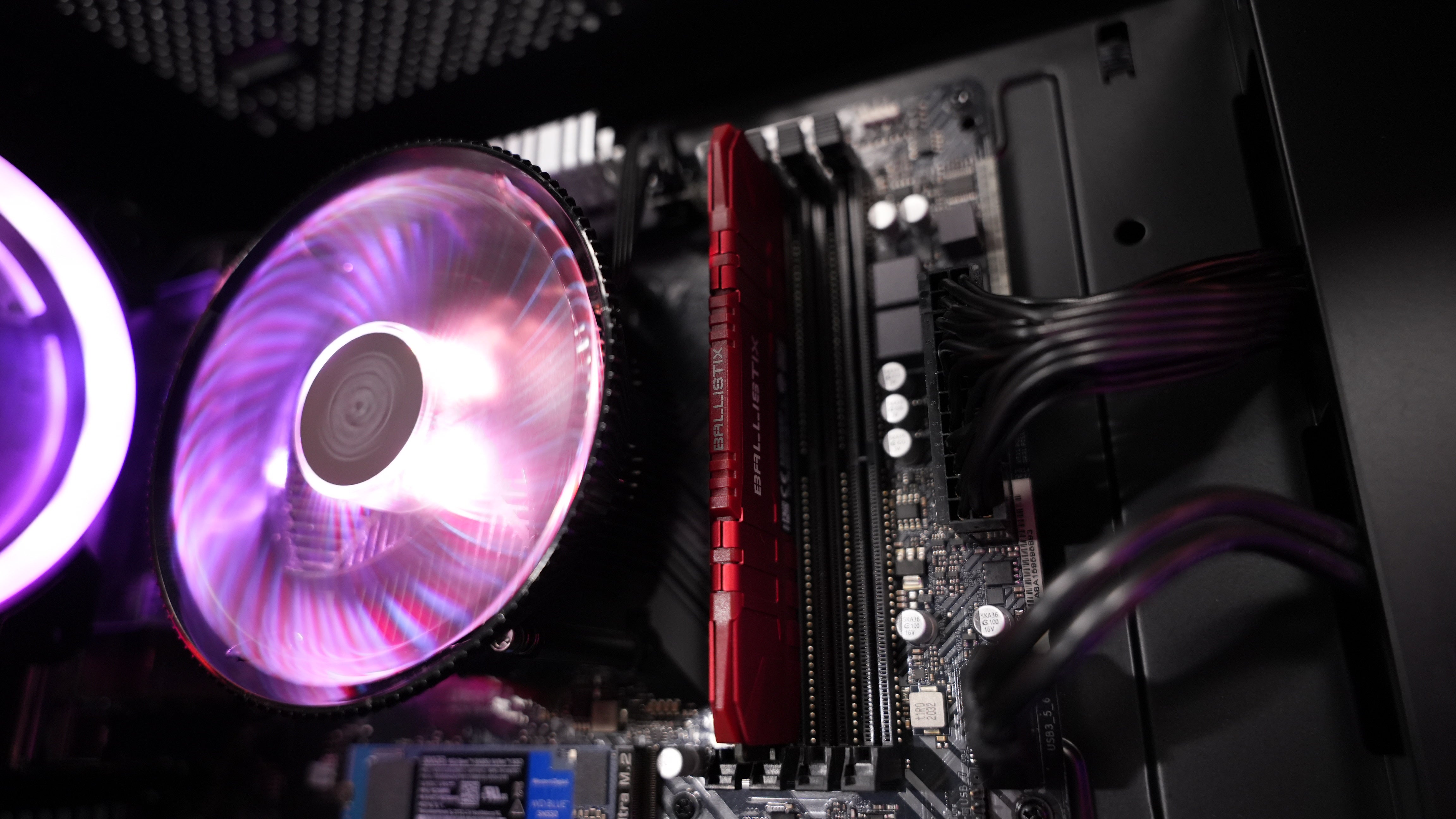 Ryzen 5 3600 + RX 580 Gaming PC