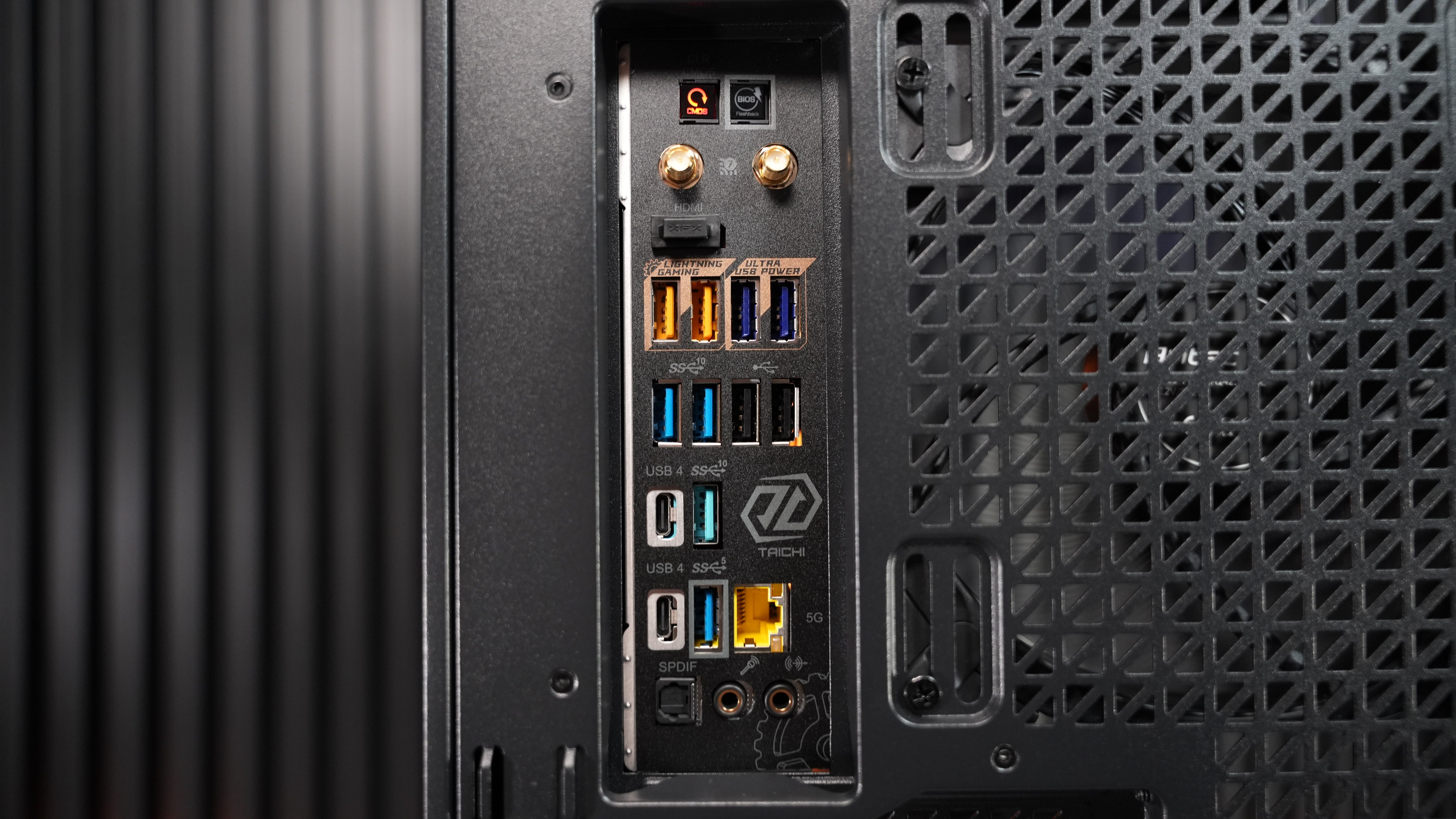 Ryzen 7 9700X + RX 7900GRE Gaming/Streaming PC