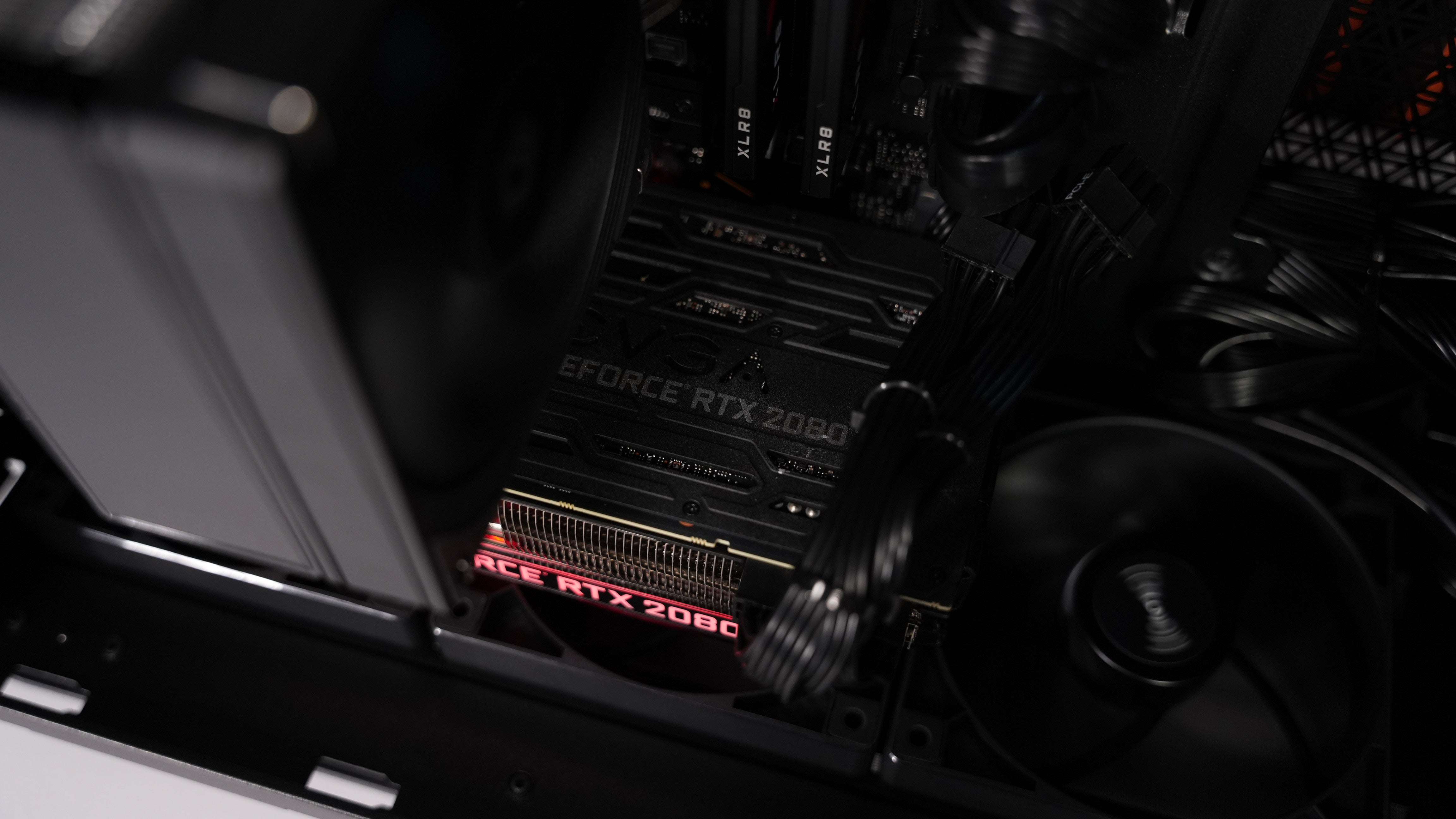 Ryzen 5 7600X + RTX 2080 Ti Gaming PC