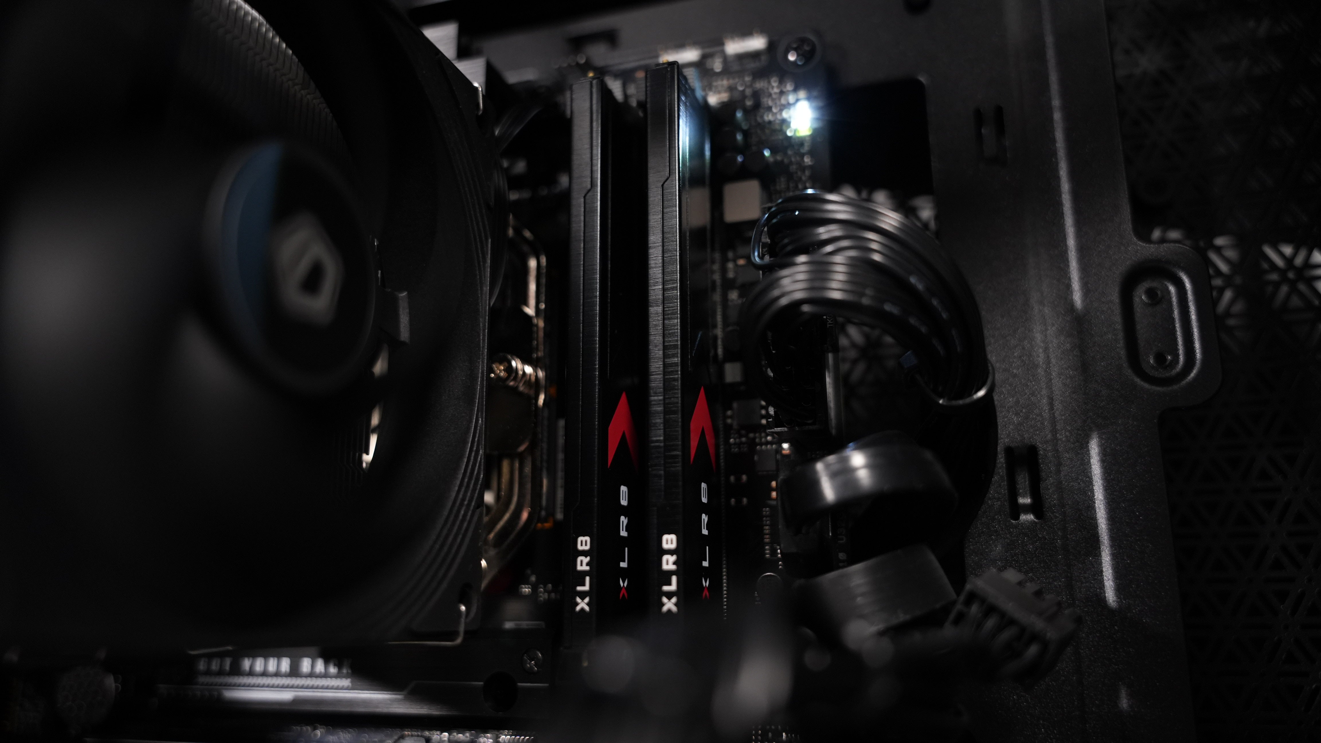 Ryzen 5 7600X + RTX 2080 Ti Gaming PC