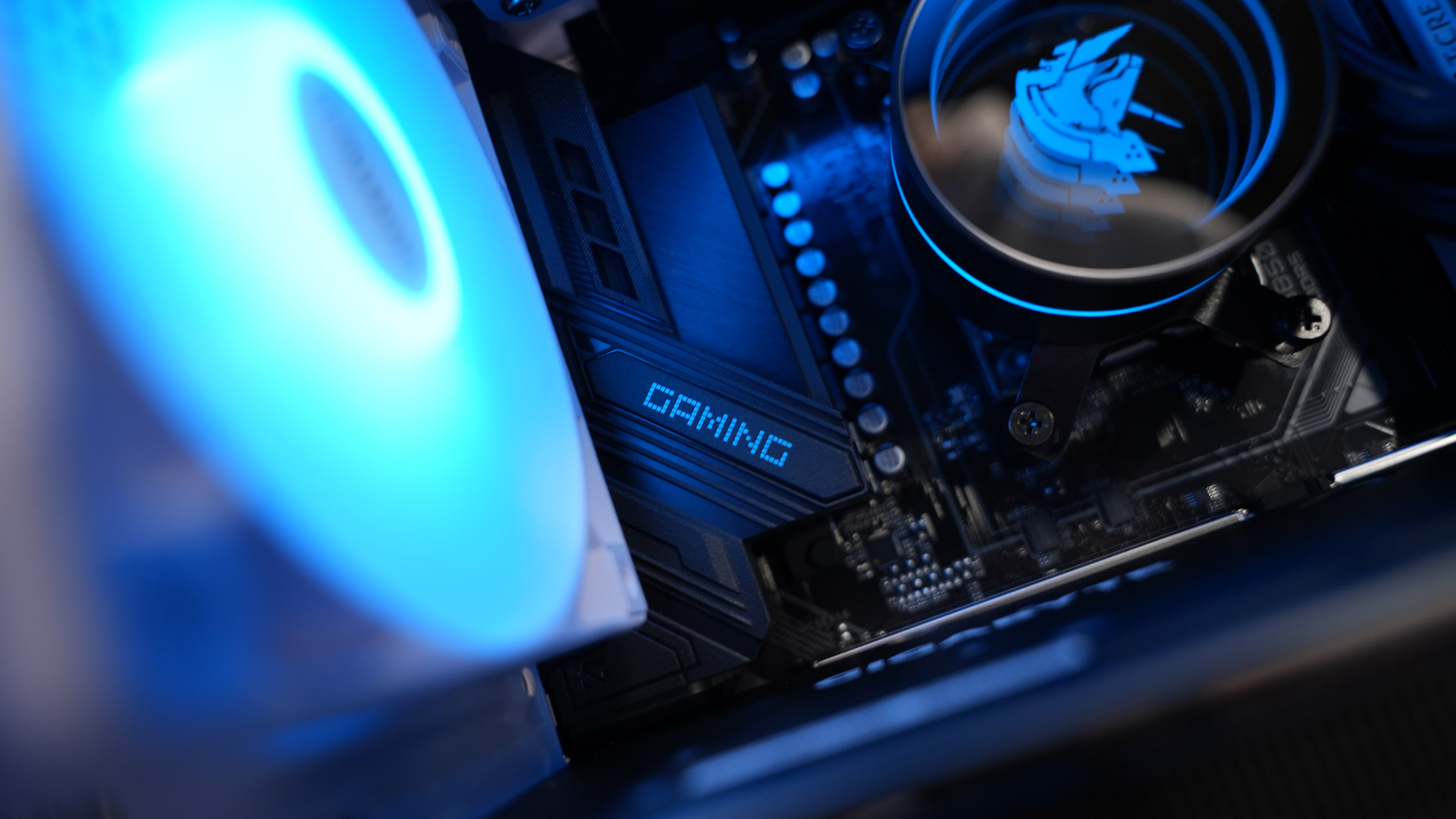 Ryzen 5 9600X + RX 7700XT Gaming/Streaming PC