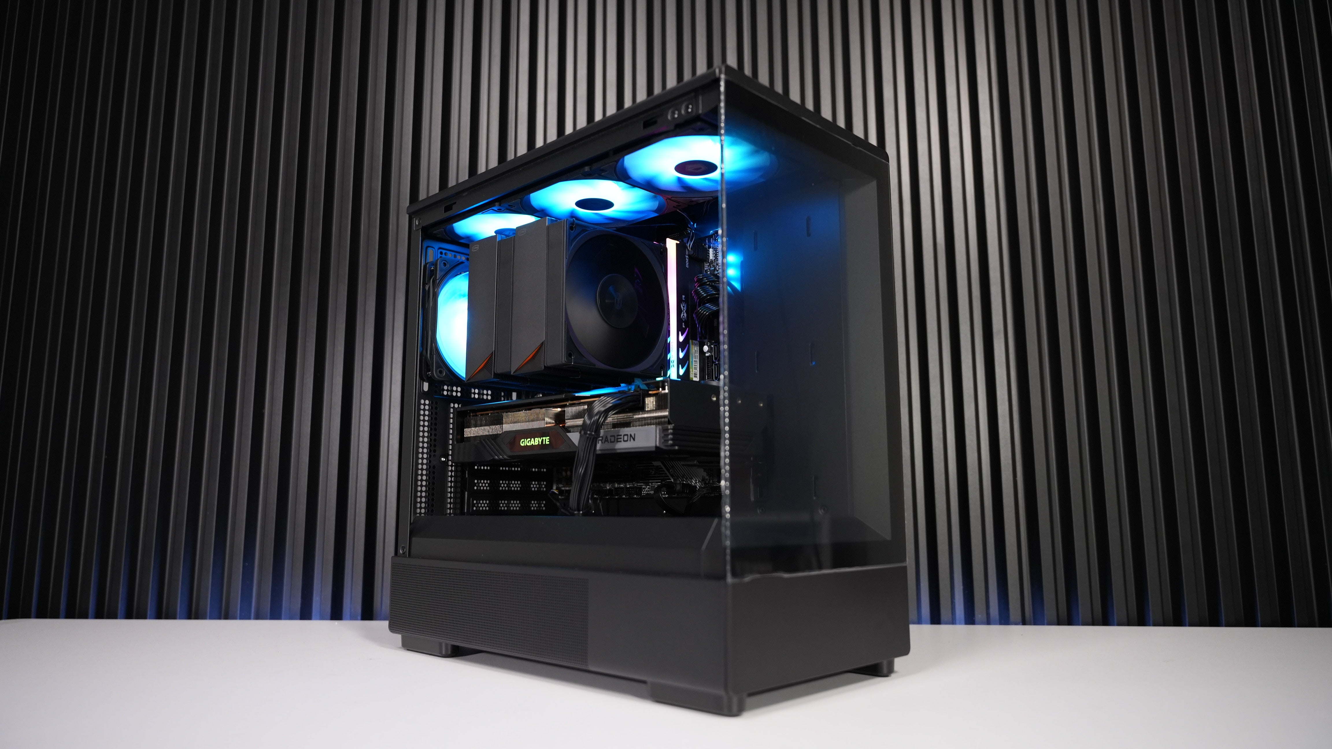 Ryzen 5 7600 + RX 7800XT Gaming/Streaming PC