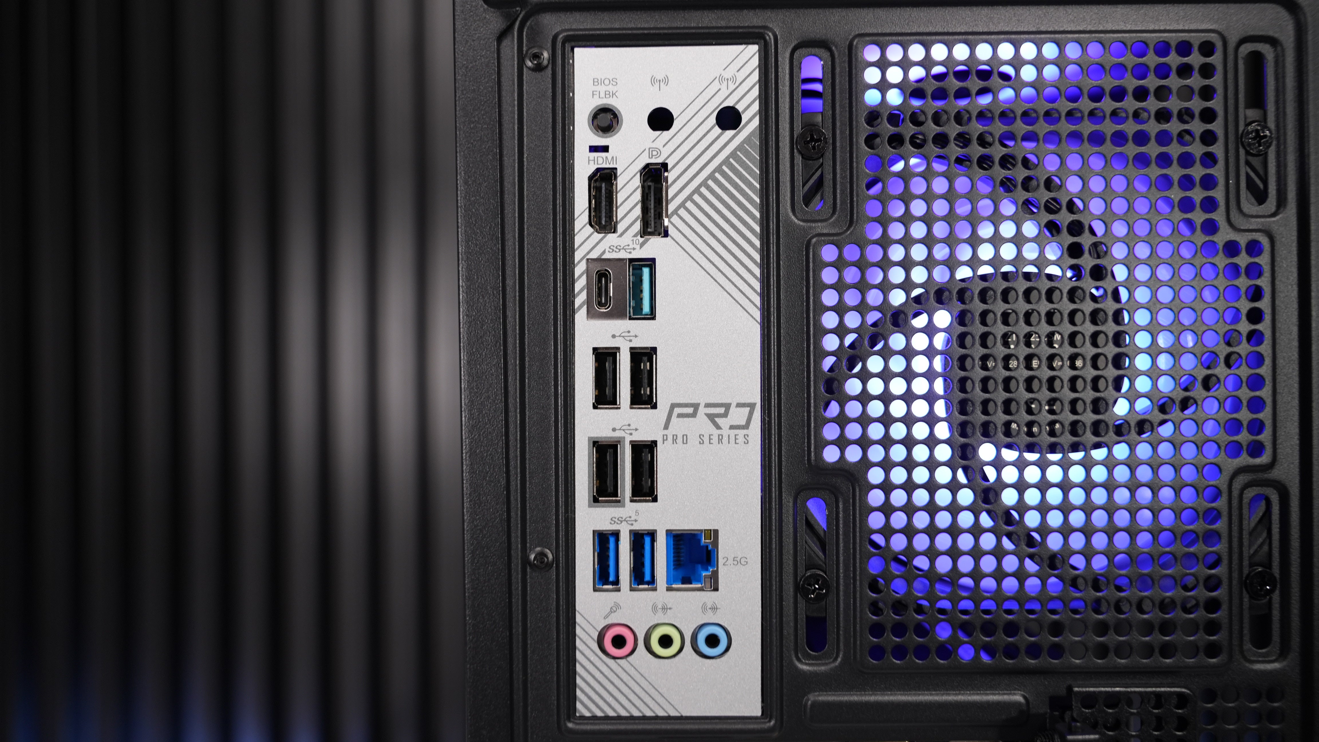 Ryzen 5 7600 + RX 7800XT Gaming/Streaming PC