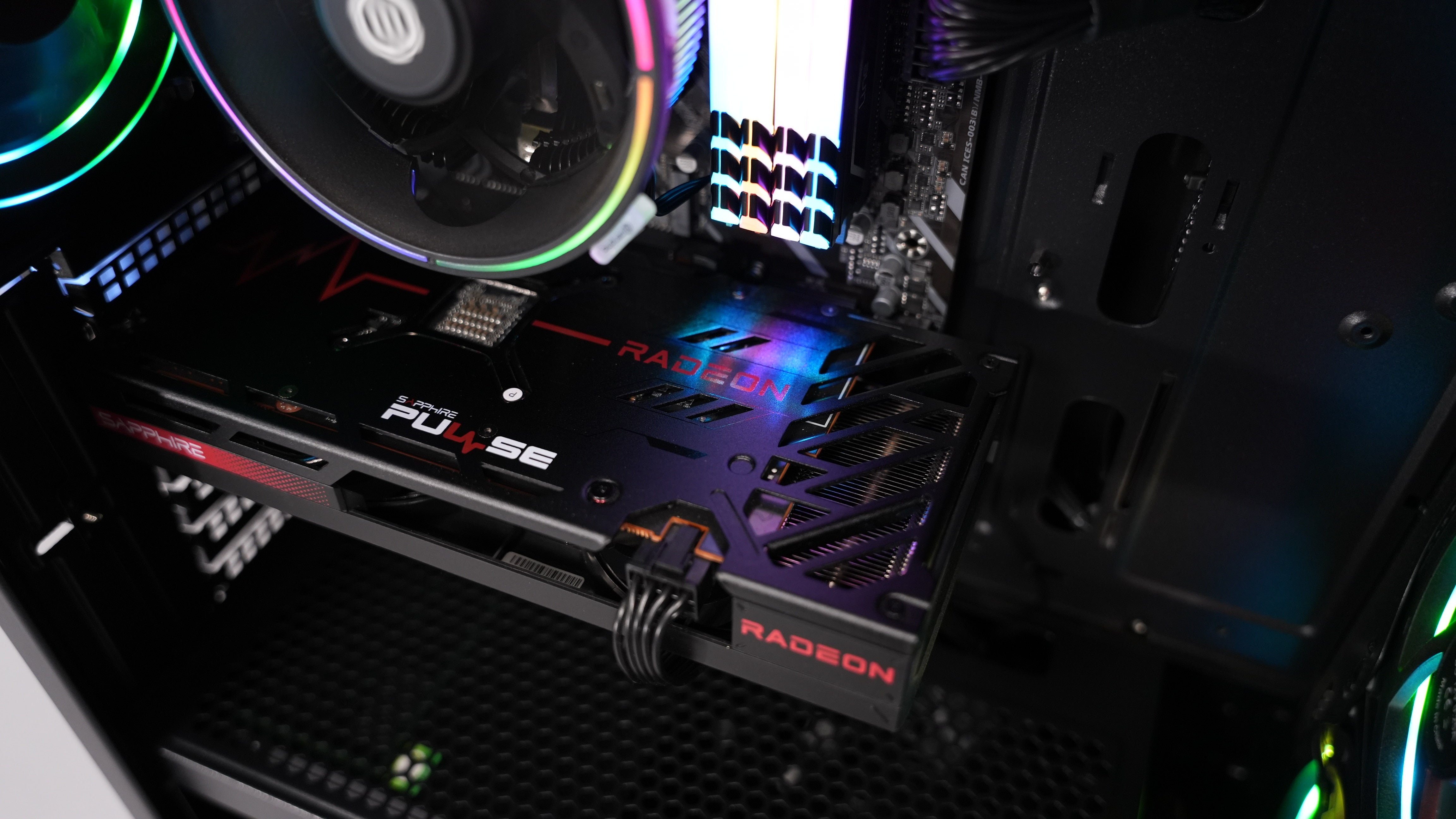 Ryzen 5 5600G + RX 7600 Gaming PC