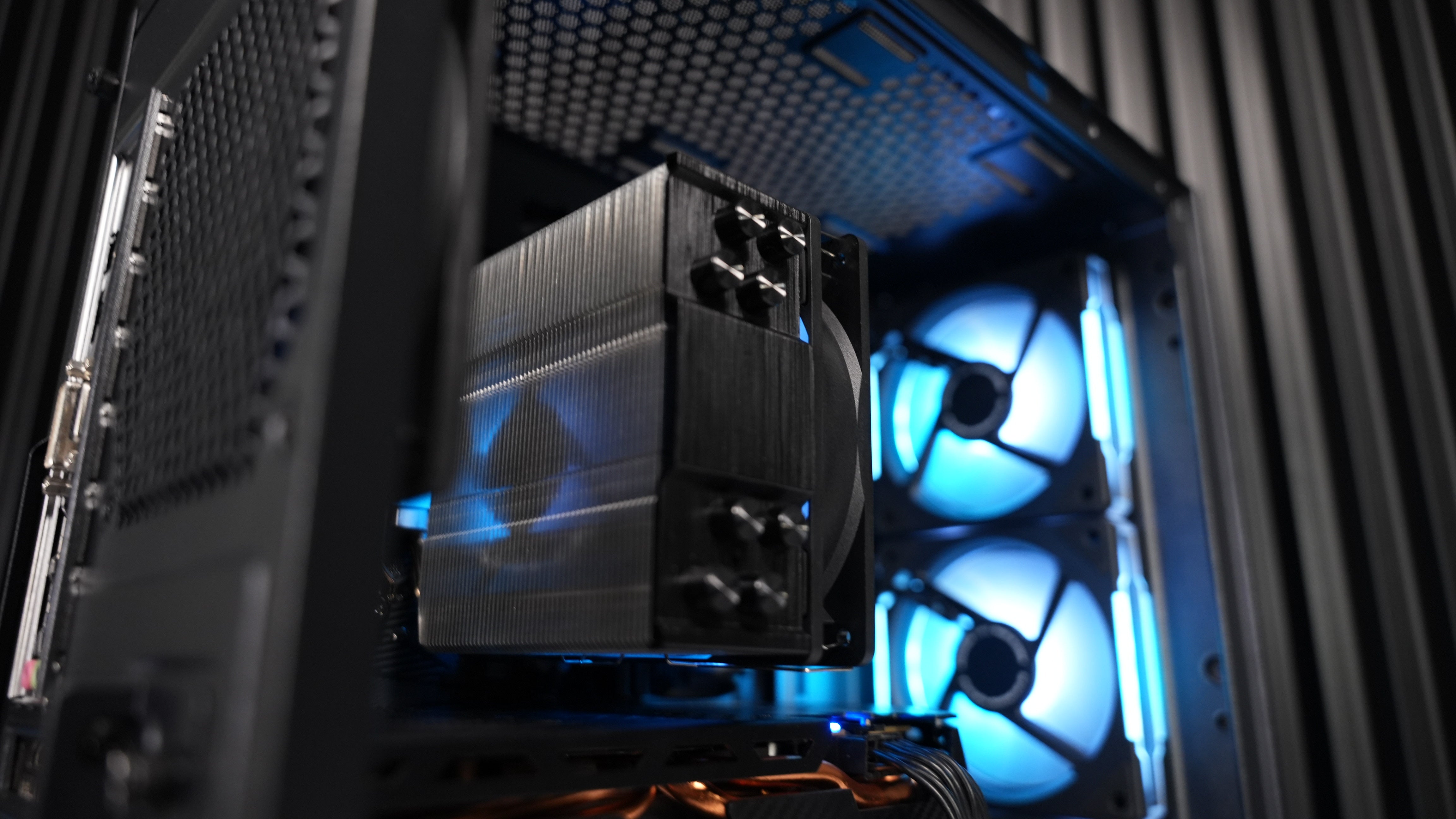 Ryzen 5 4500 + RX 580 Budget Gaming PC