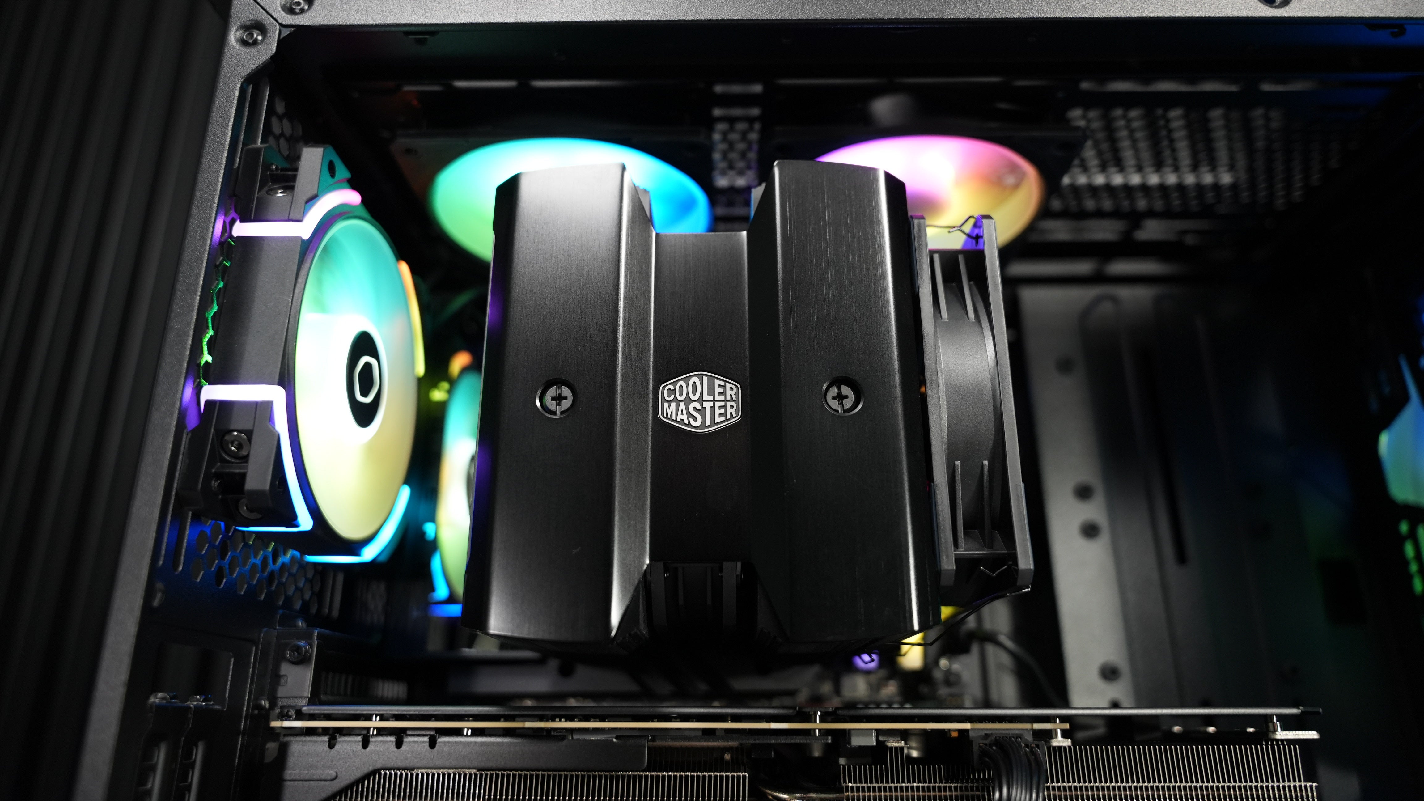 Ryzen 7 7700X + RTX 4070Ti Super Gaming/Streaming PC