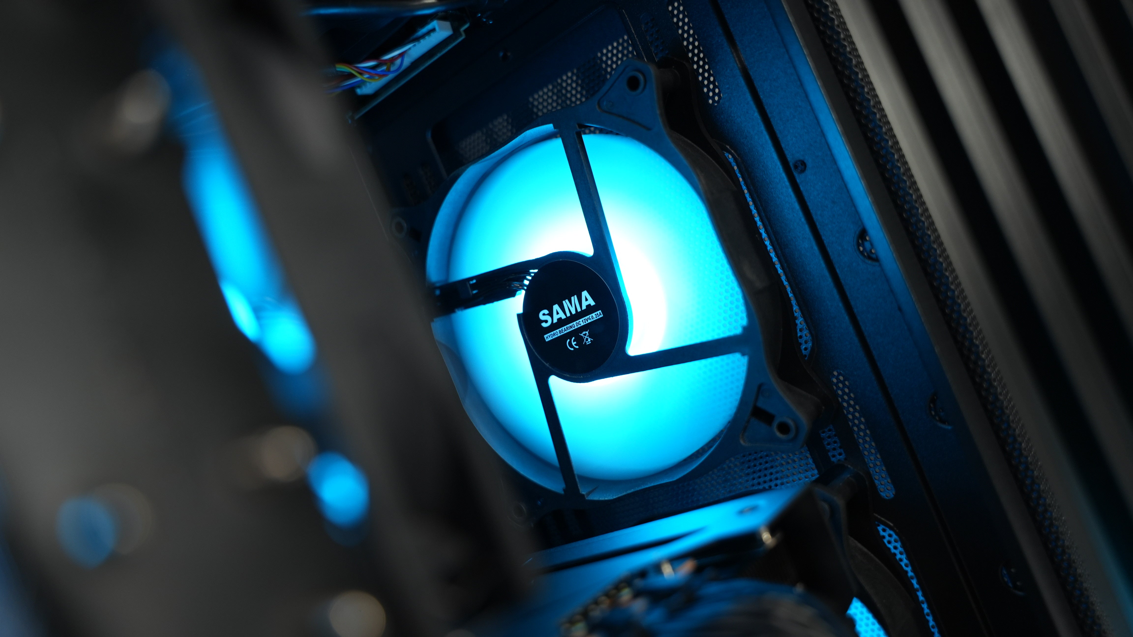 Ryzen 7 5700X + RX 7800XT Gaming/Streaming PC