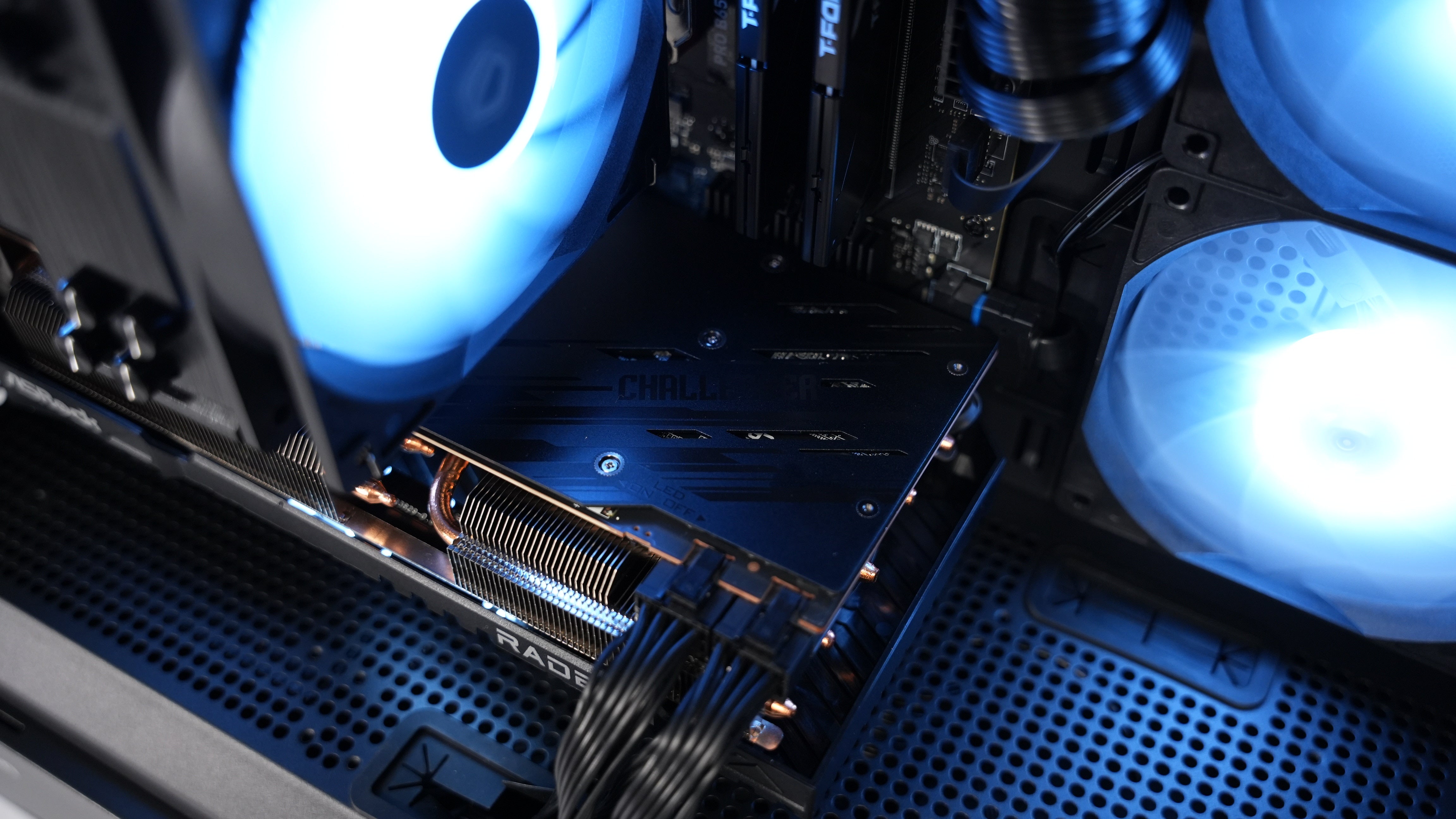 Ryzen 5 7500F + RX 7700XT Gaming/Streaming PC