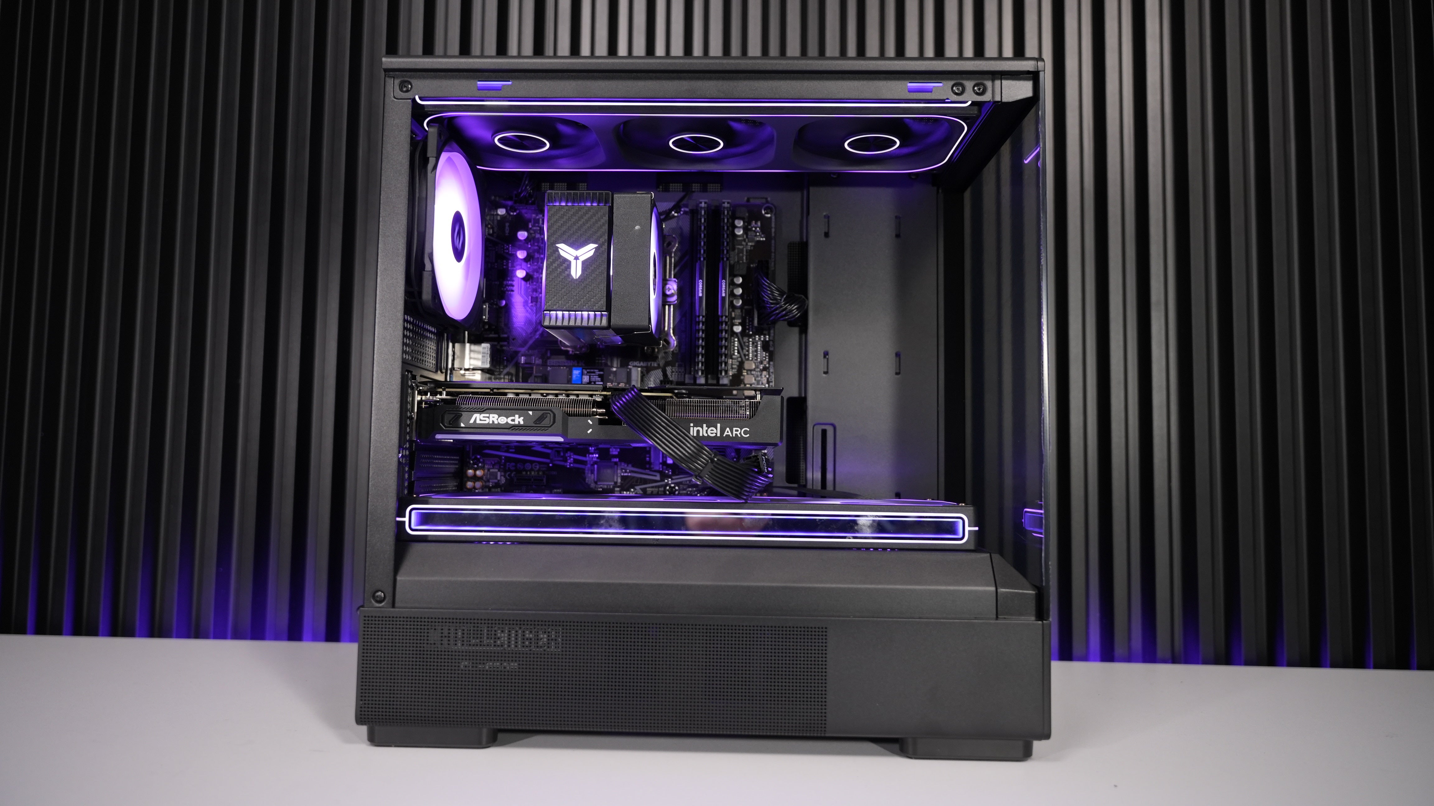 Ryzen 7 5700X + Arc B570 Gaming PC