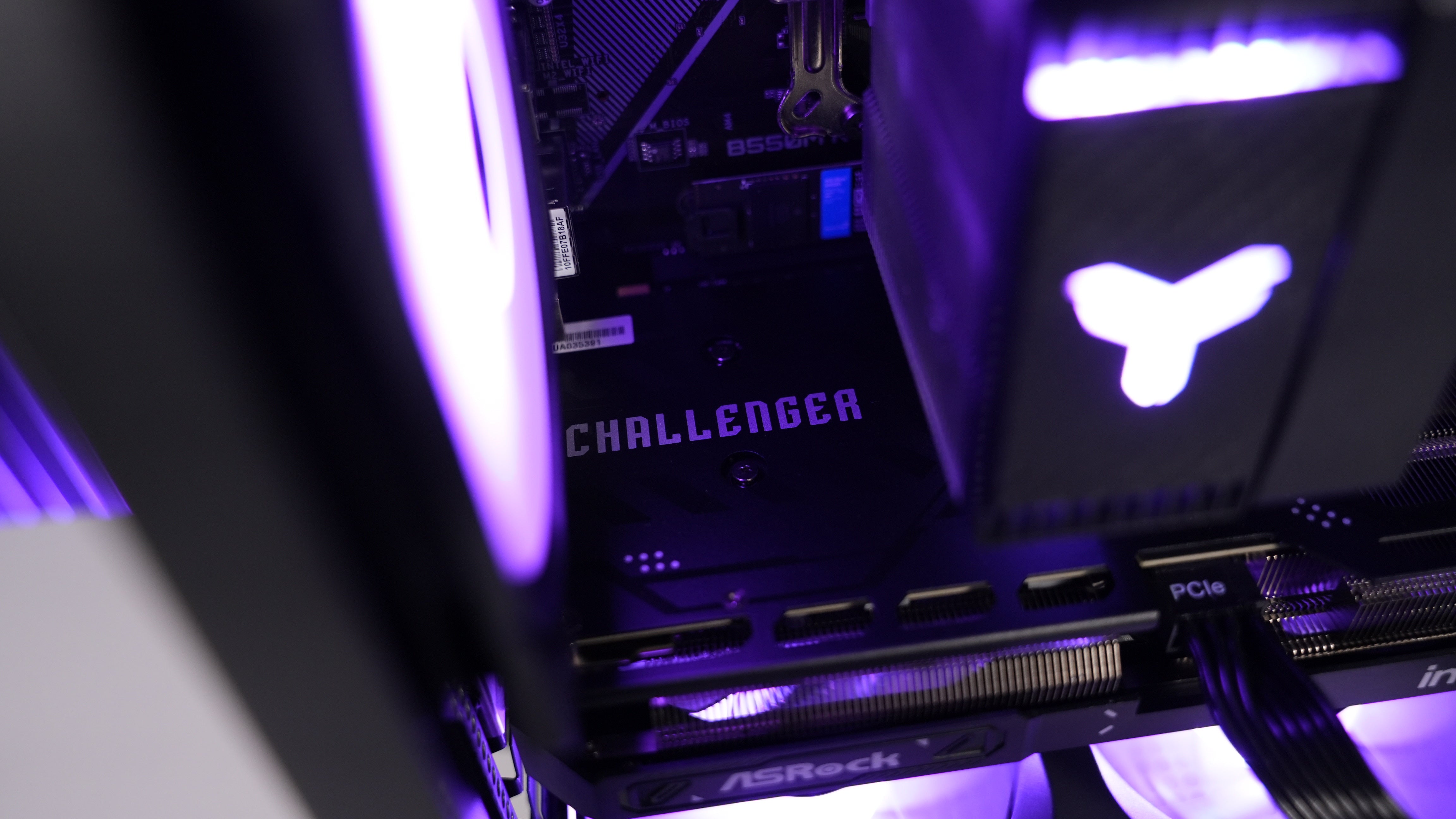 Ryzen 7 5700X + Arc B570 Gaming PC