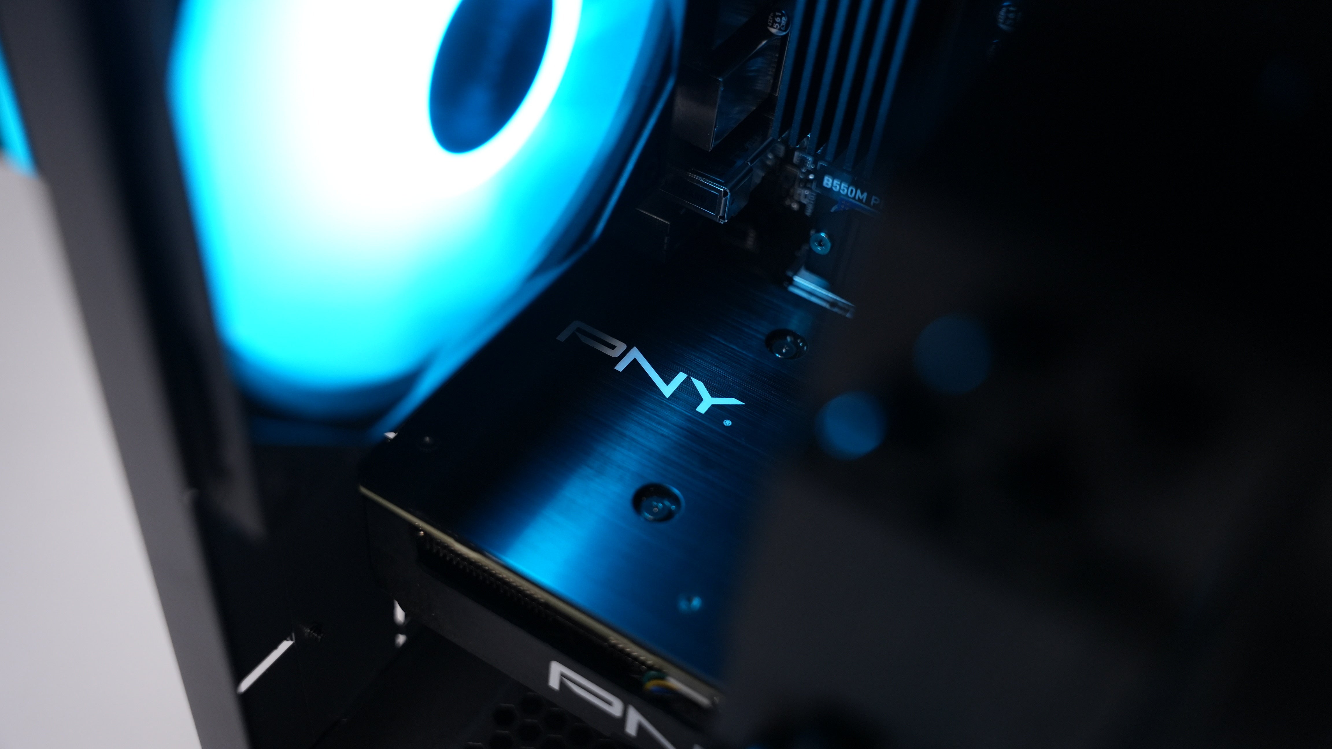 Ryzen 7 5800XT + RTX 4070 Gaming/Streaming PC