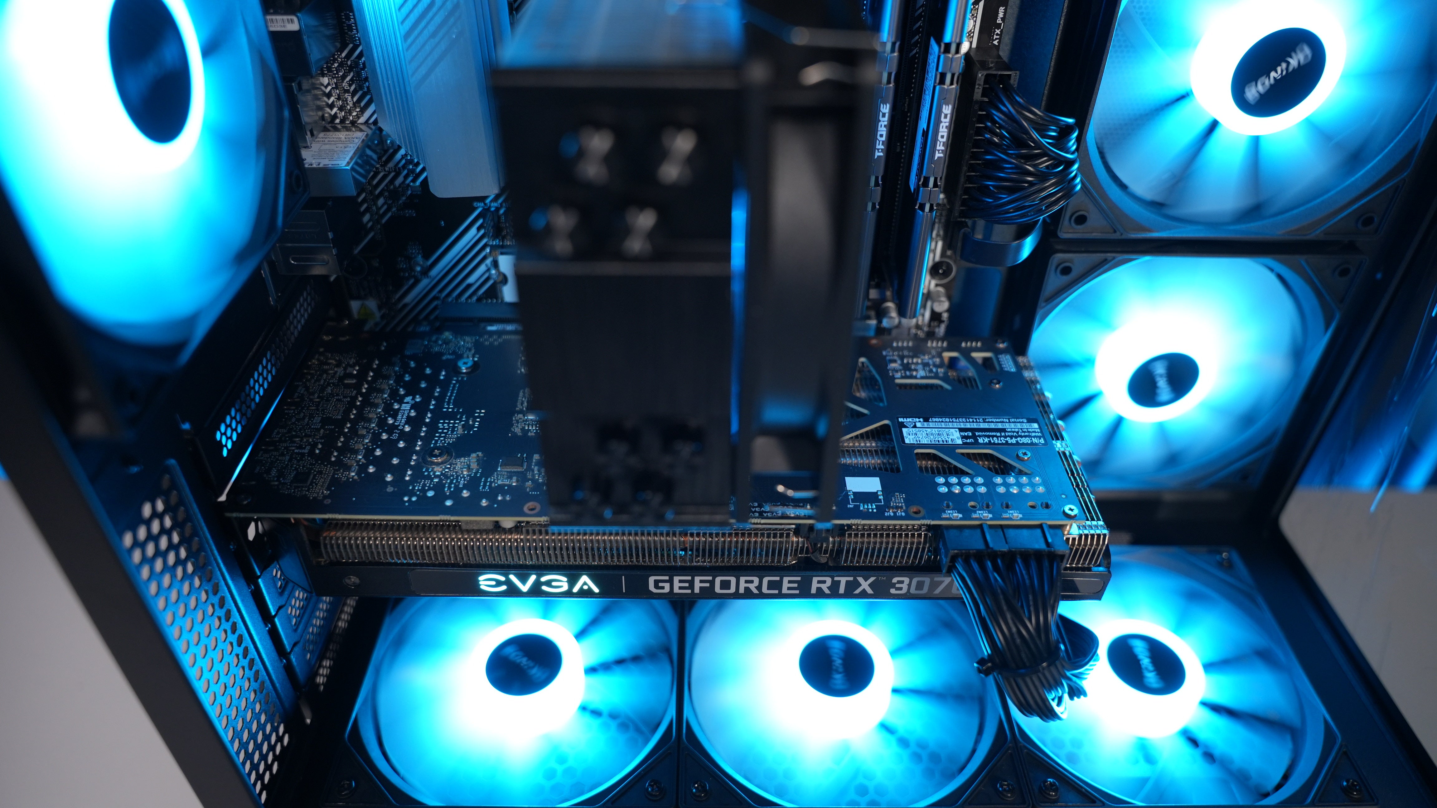 Ryzen 7 5800XT + RTX 3070 Gaming PC