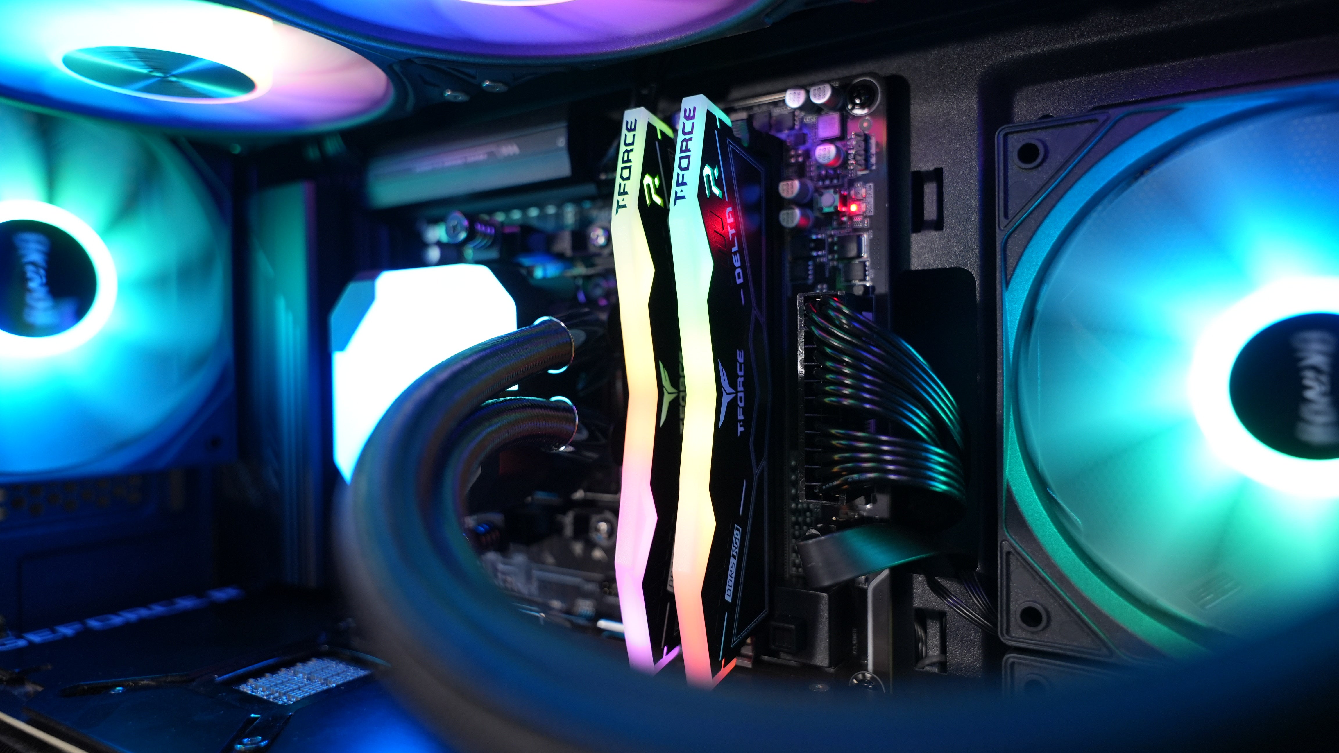 Ryzen 7 7800X3D + RTX 3080Ti Gaming/Streaming PC