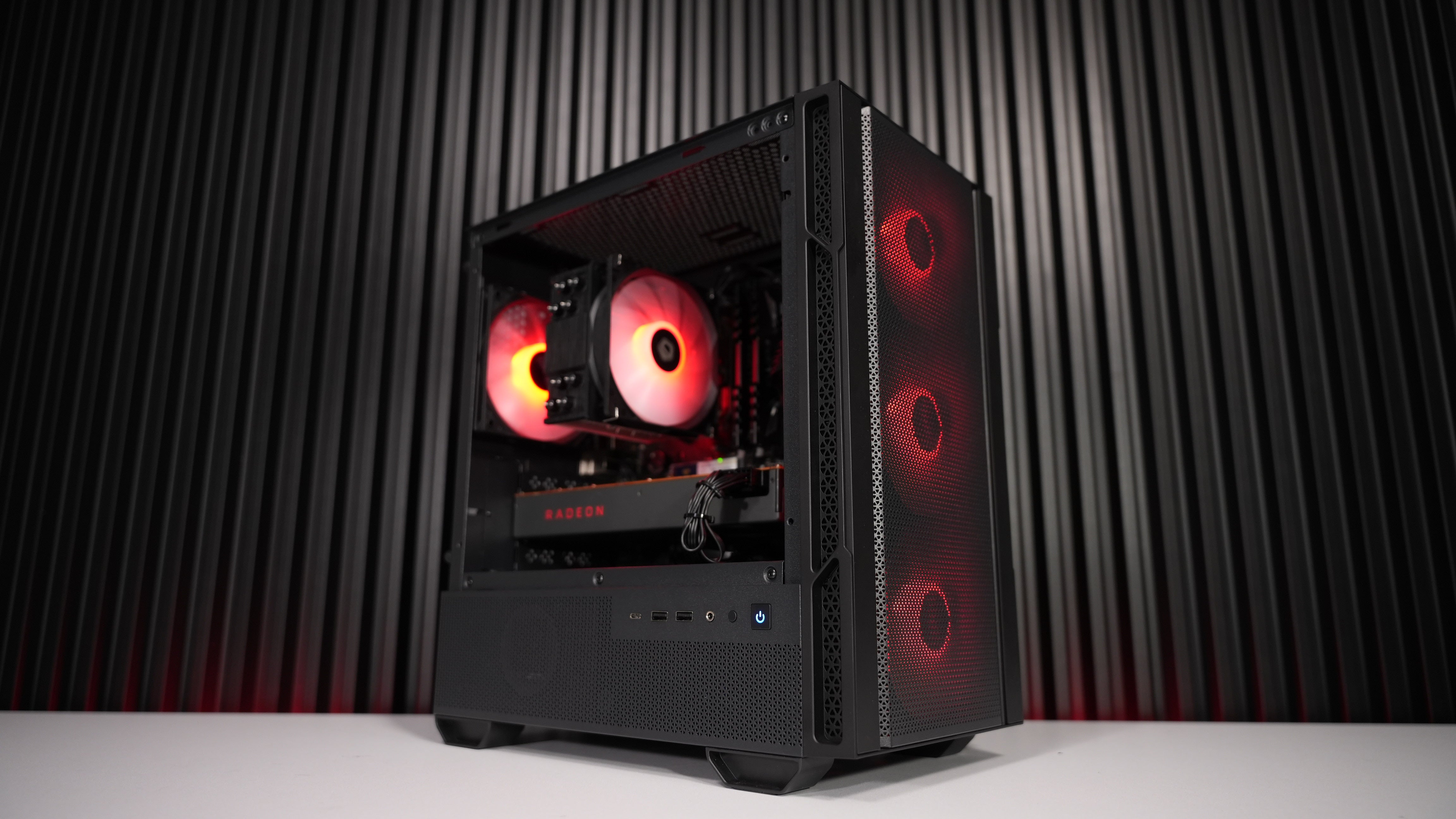 Ryzen 5 3600 + RX 6600 Gaming PC