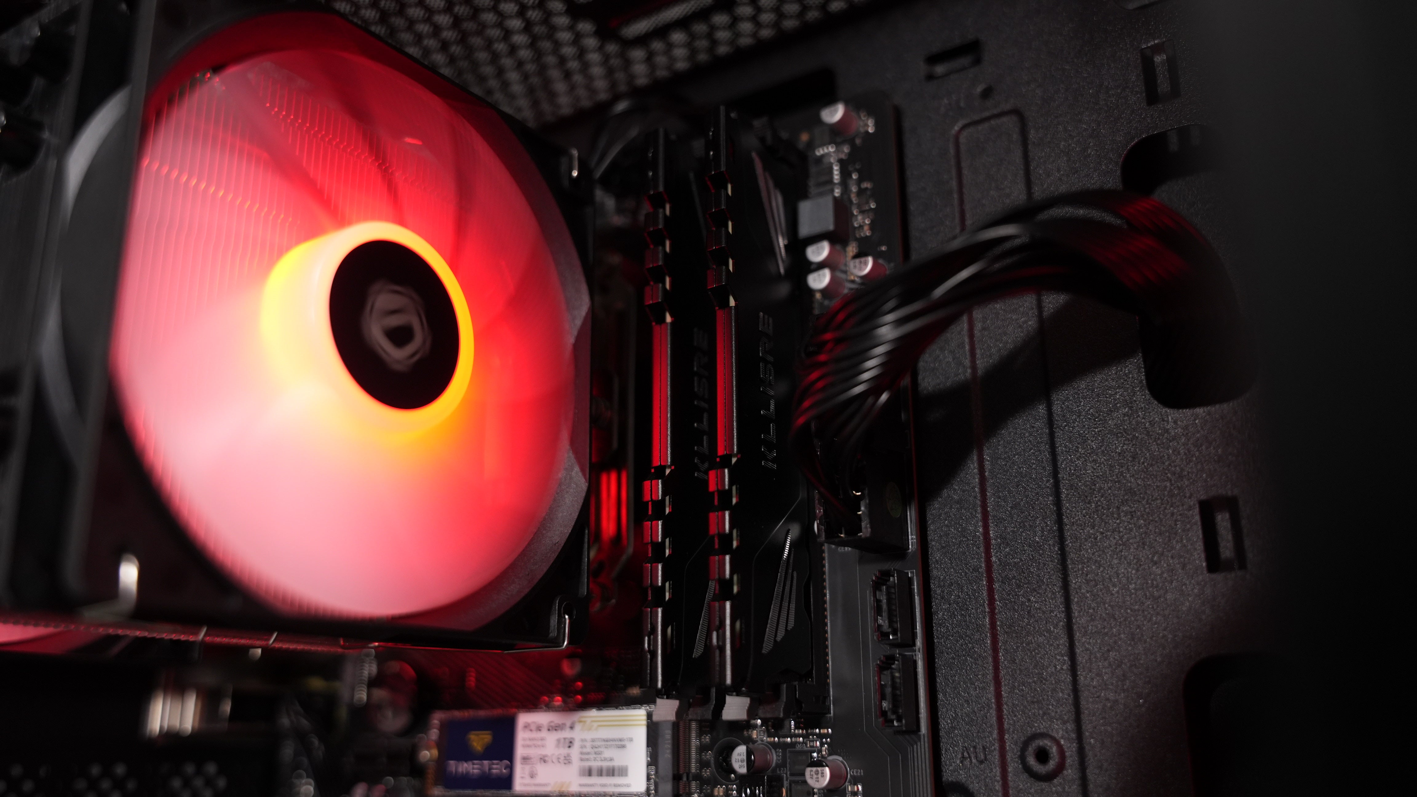 Ryzen 5 3600 + RX 6600 Gaming PC