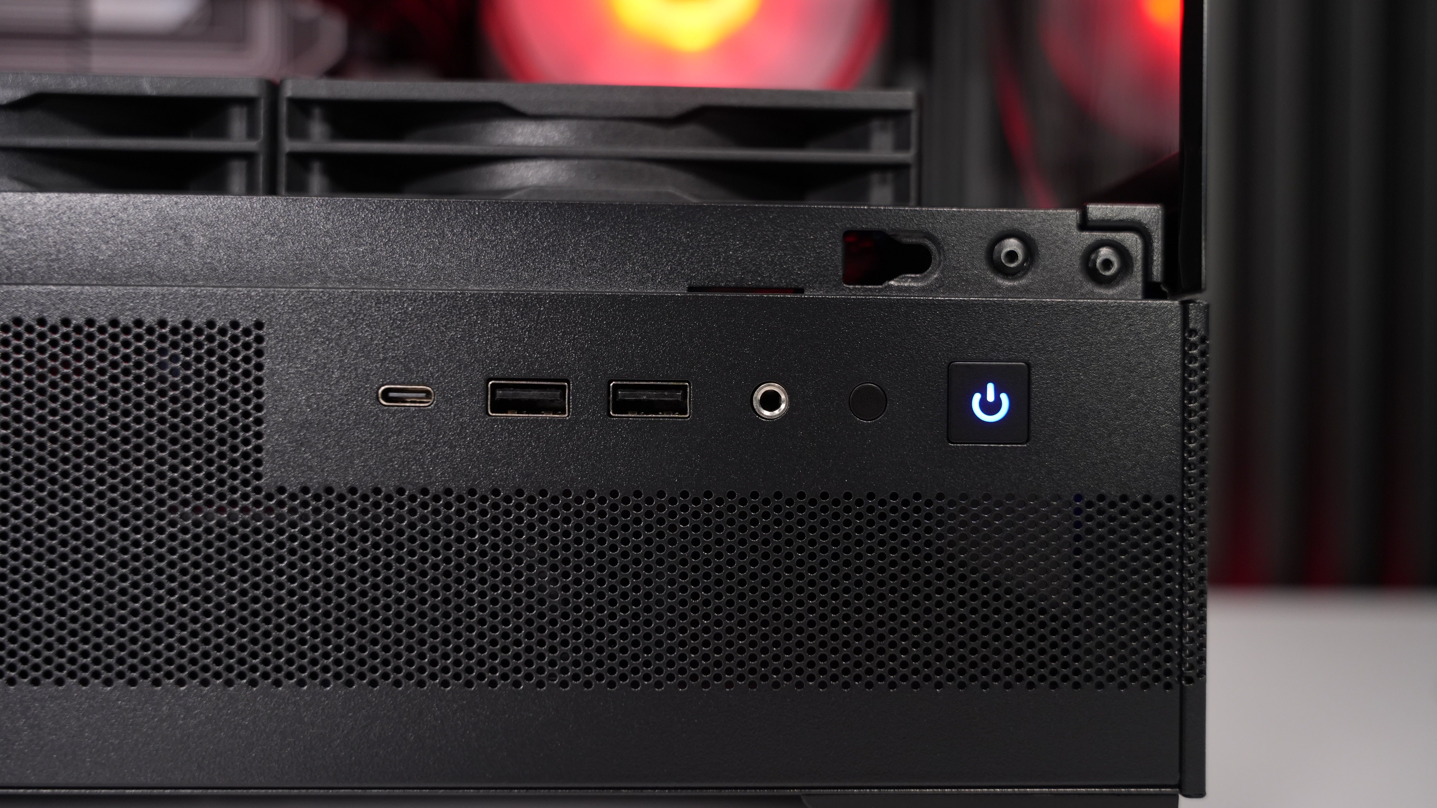 Ryzen 5 9600X + RX 9070 Gaming/Streaming PC