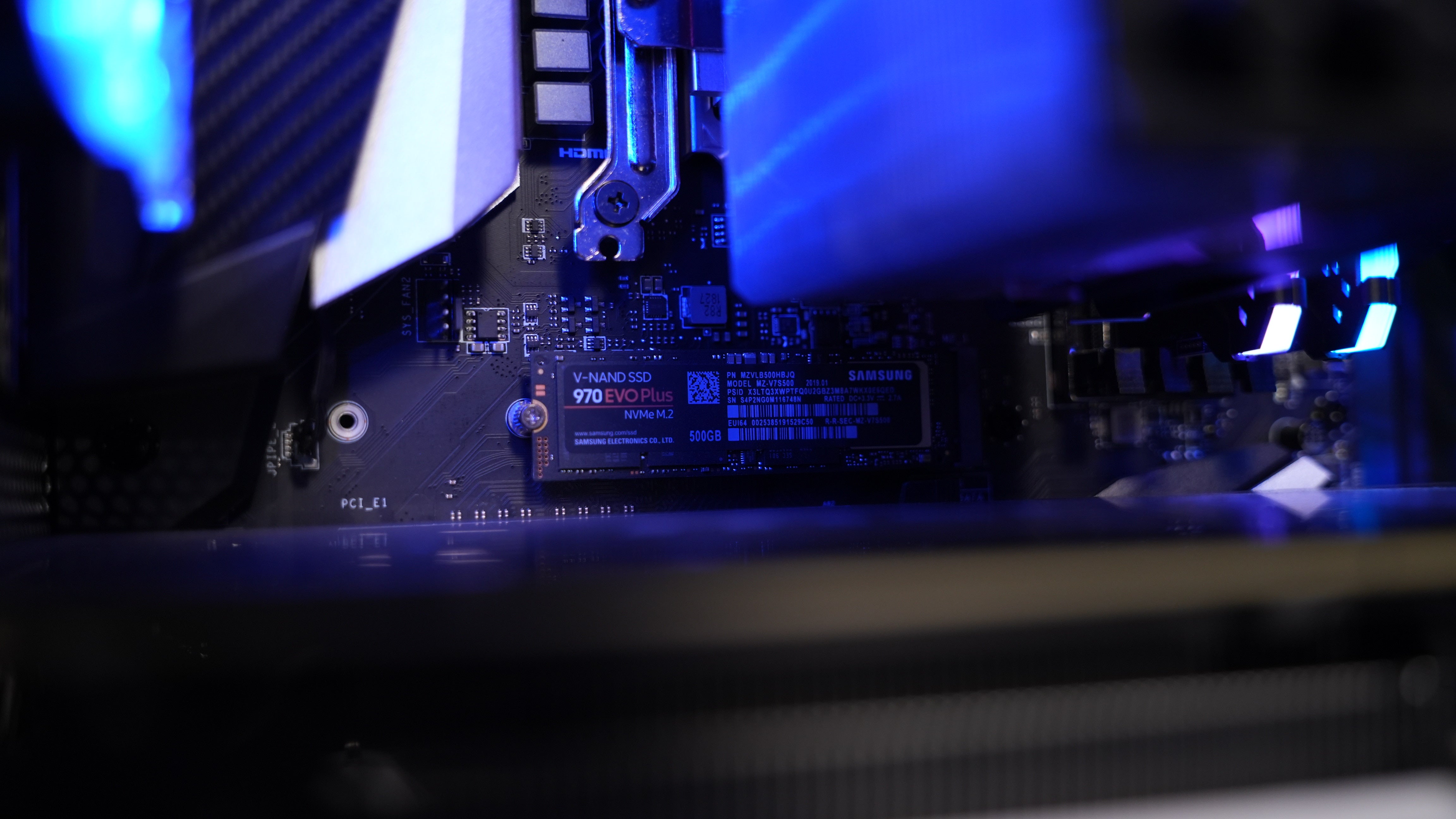 Intel i5 9600K + RTX 2070 Super Gaming PC