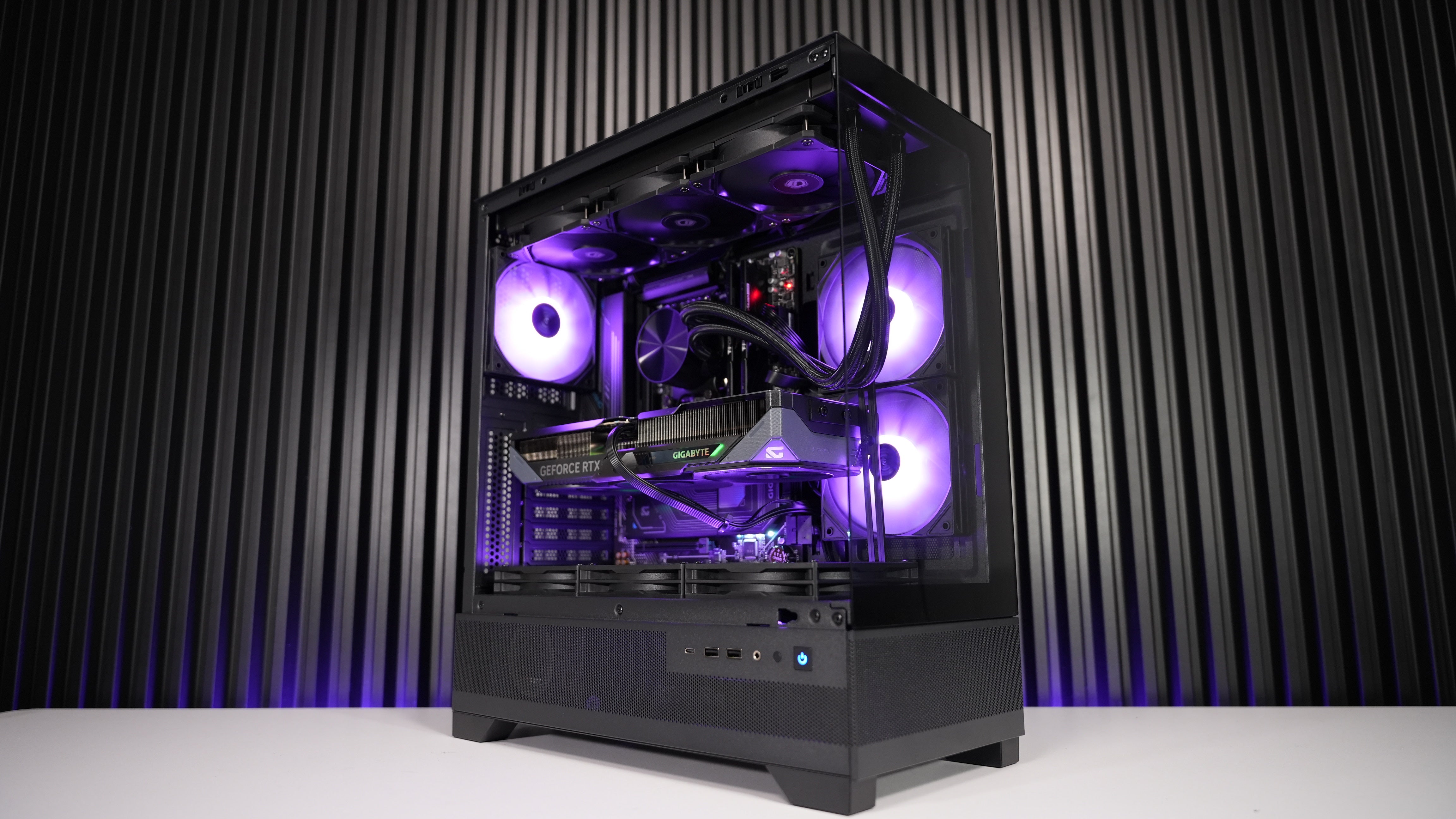 Ryzen 5 7600X + RTX 5070 Gaming/Streaming PC