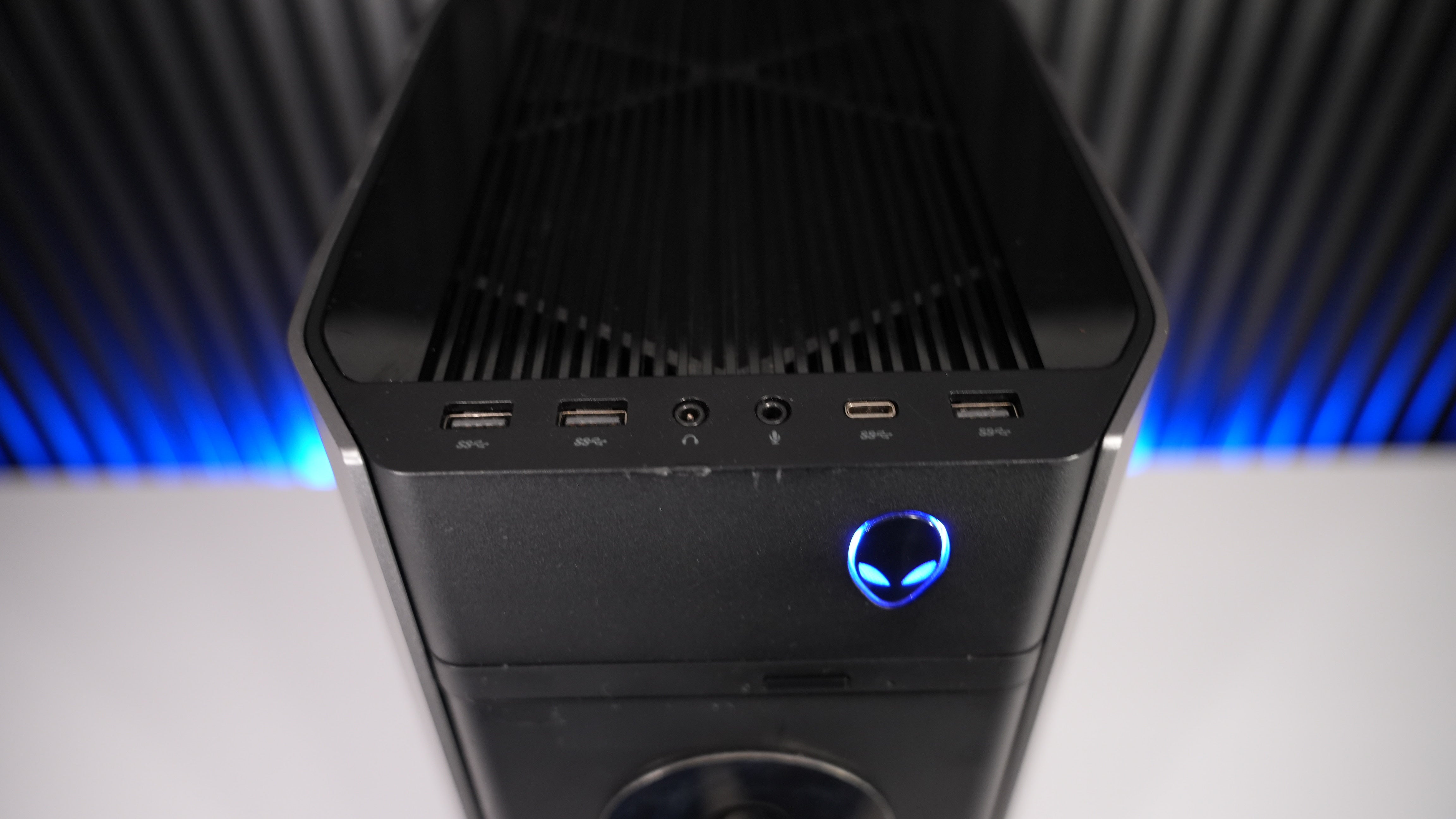 Intel i7 8700 + GTX 1070 Gaming PC