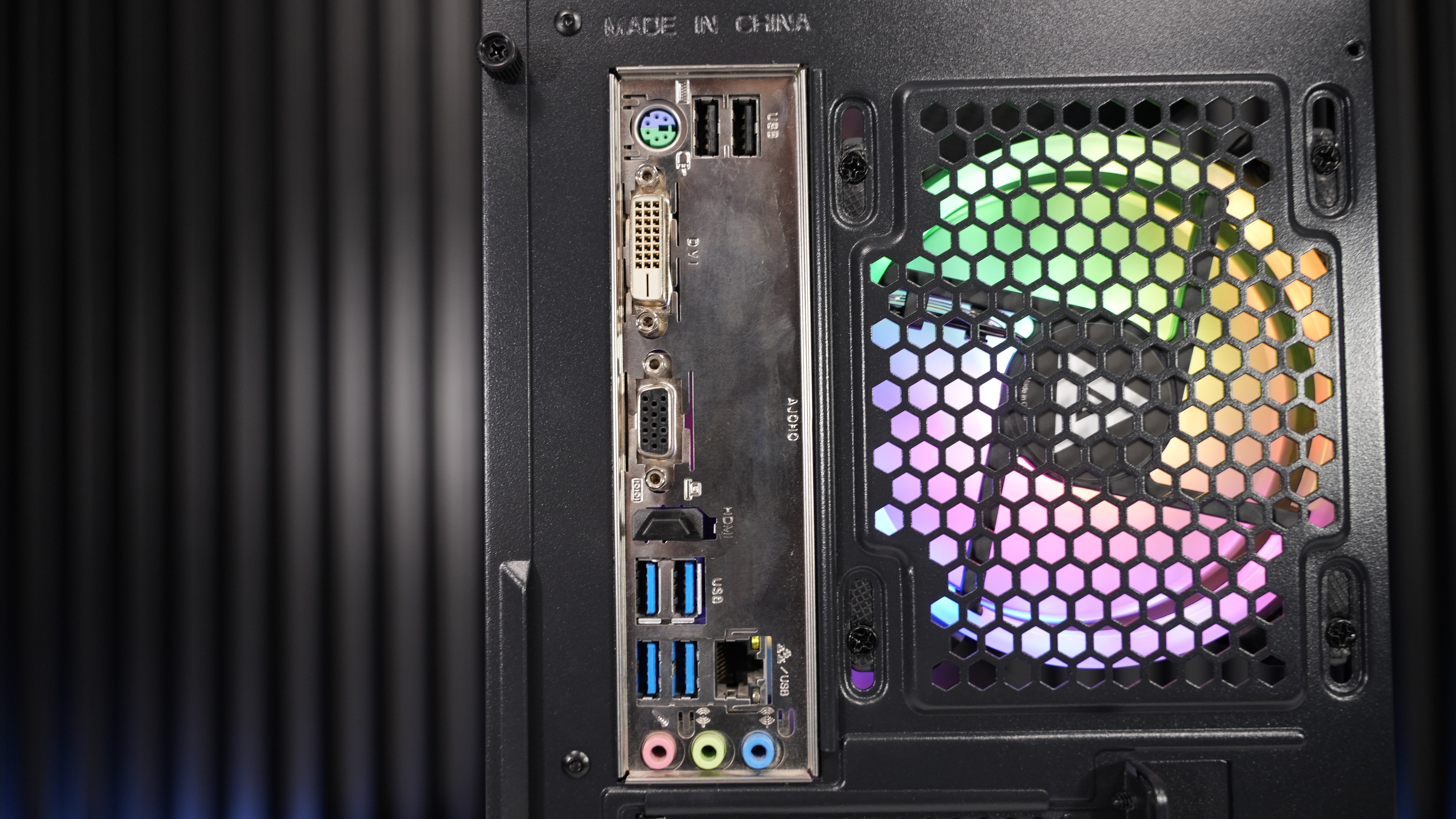 Ryzen 7 2700X + RX 570 Gaming PC