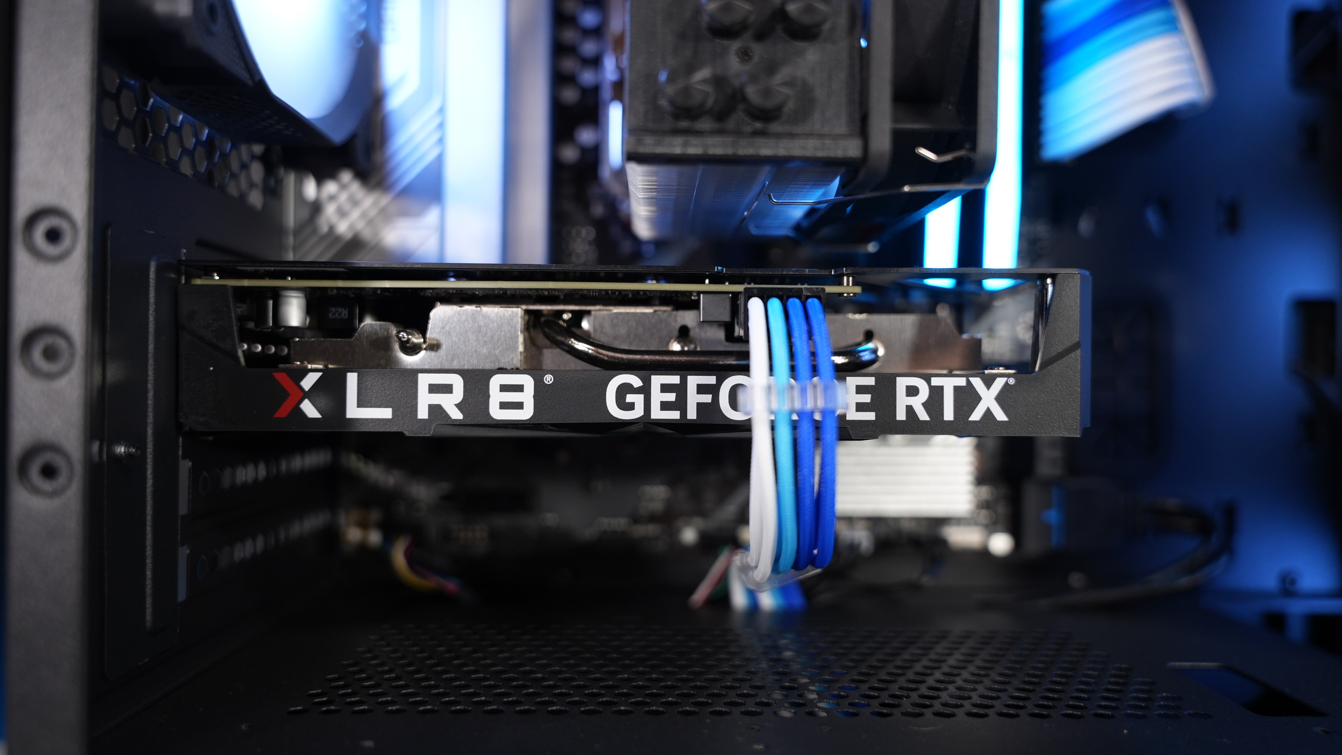 Ryzen 5 9600X + RTX 4060 Gaming PC