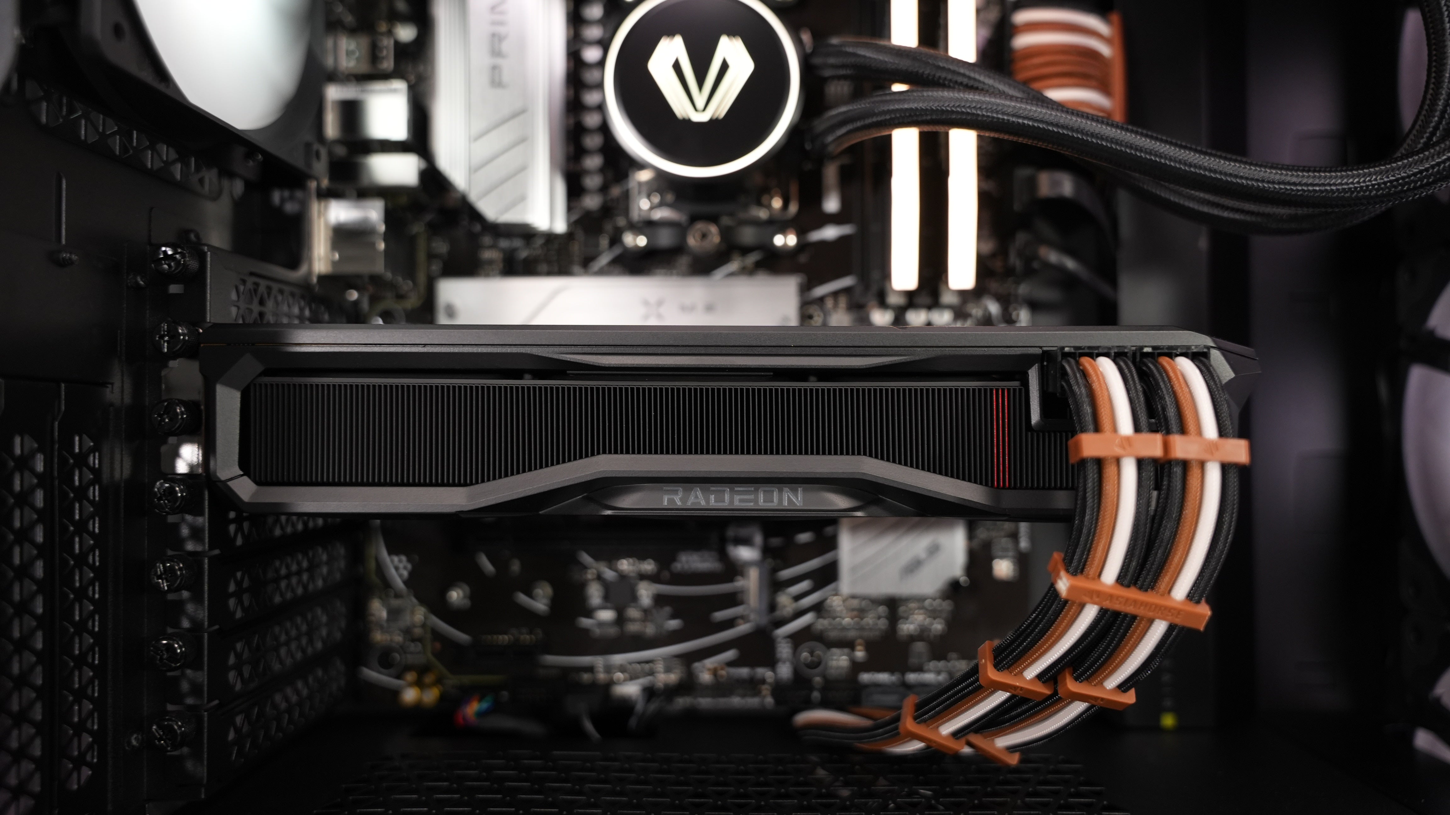 Ryzen 5 9600X + RX 7900XT Gaming/Streaming PC