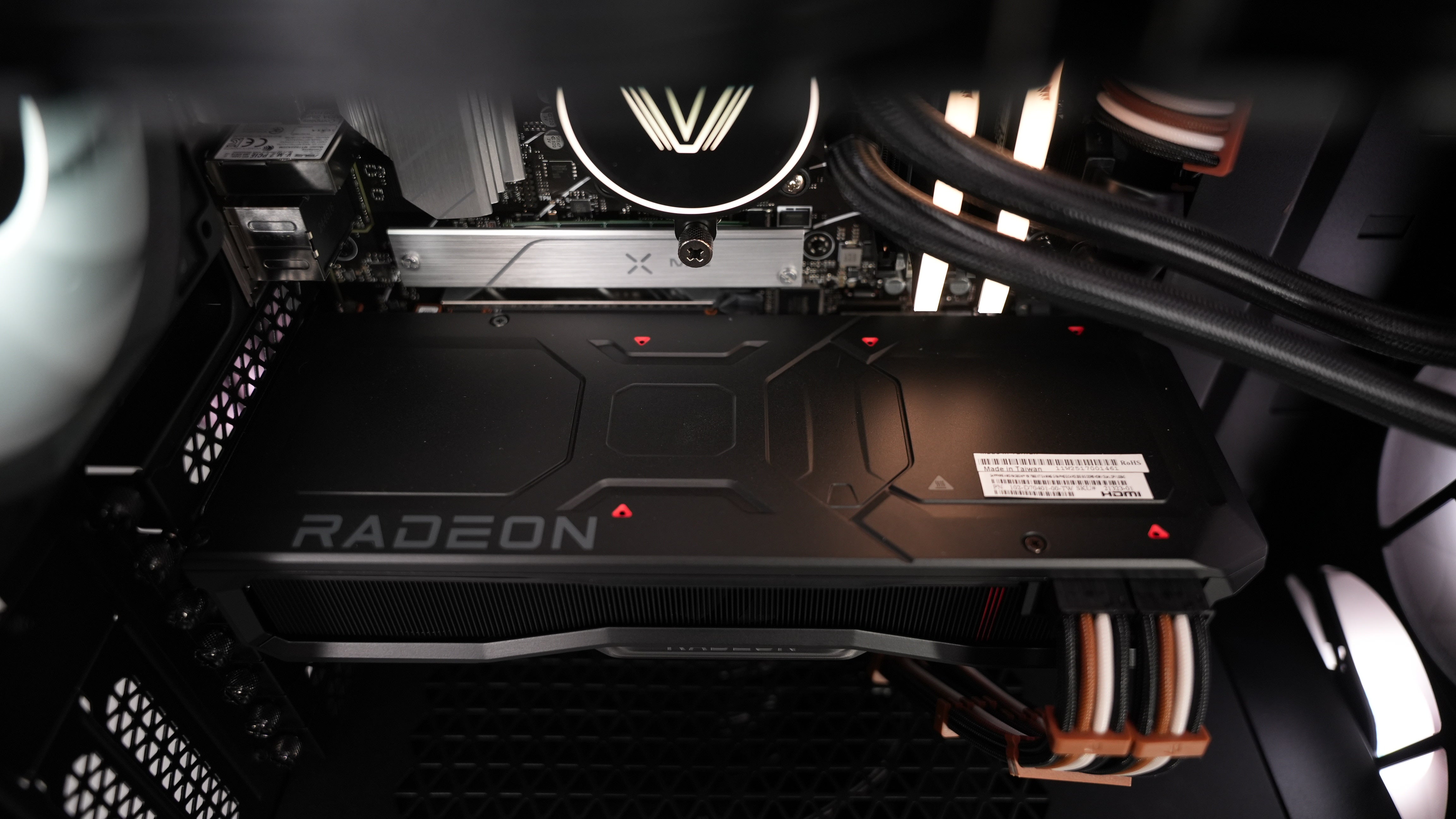 Ryzen 5 9600X + RX 7900XT Gaming/Streaming PC