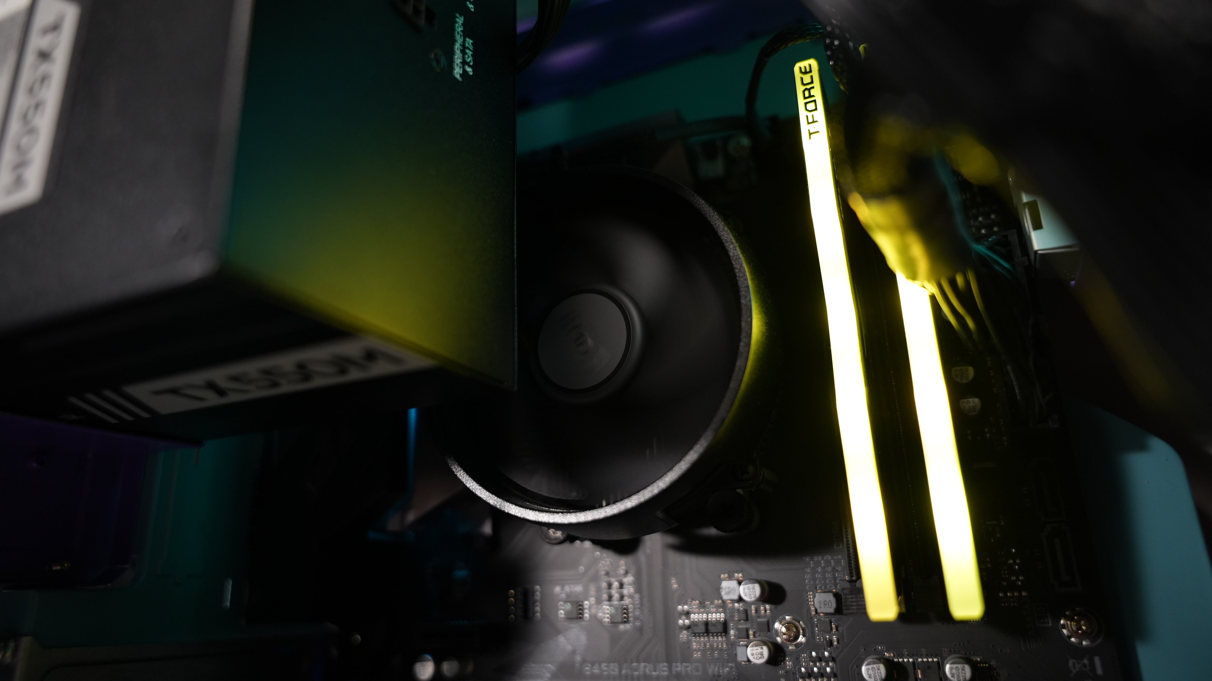 Ryzen 5 3600 + RTX 2060 Super Custom Gaming PC