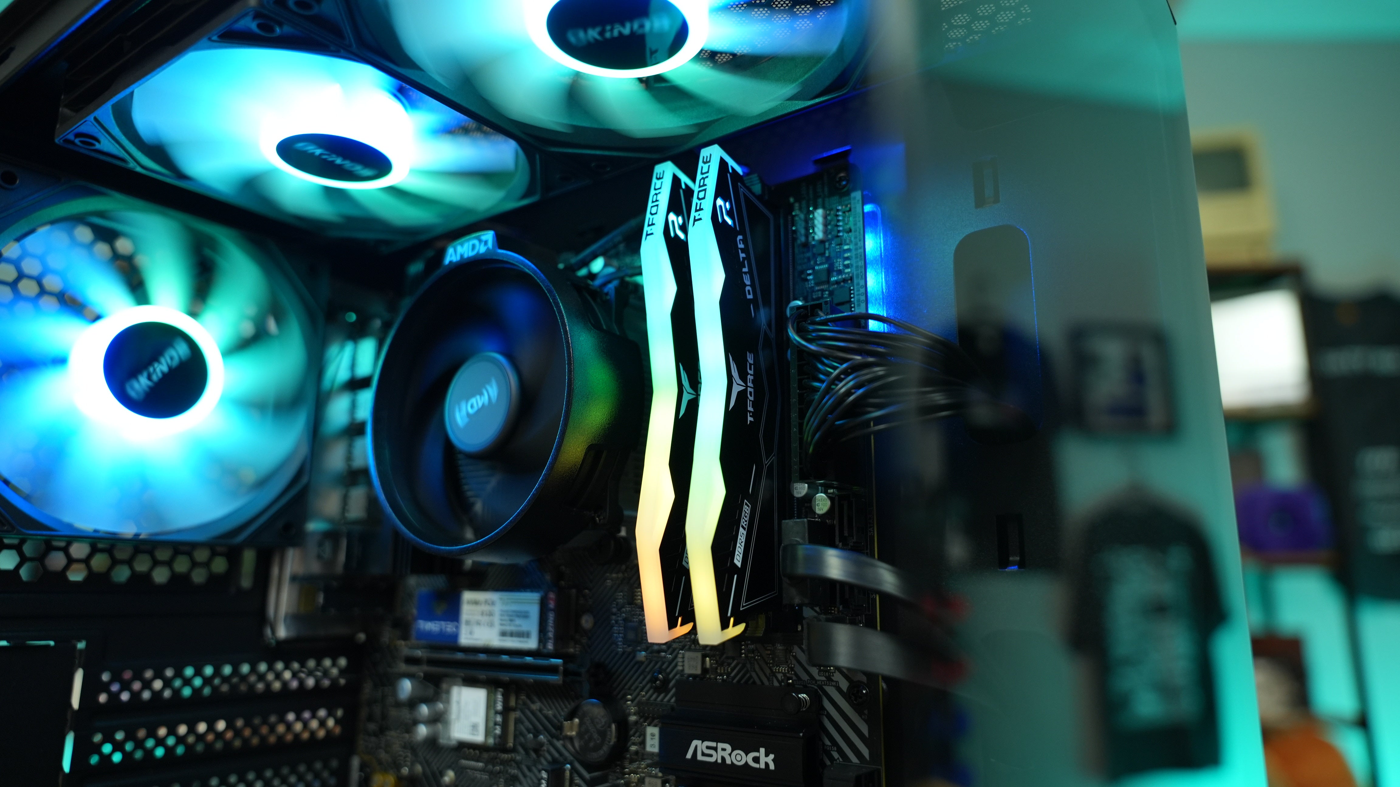 Upgrade Path Pro - Ryzen 5 8500G eSports Gaming