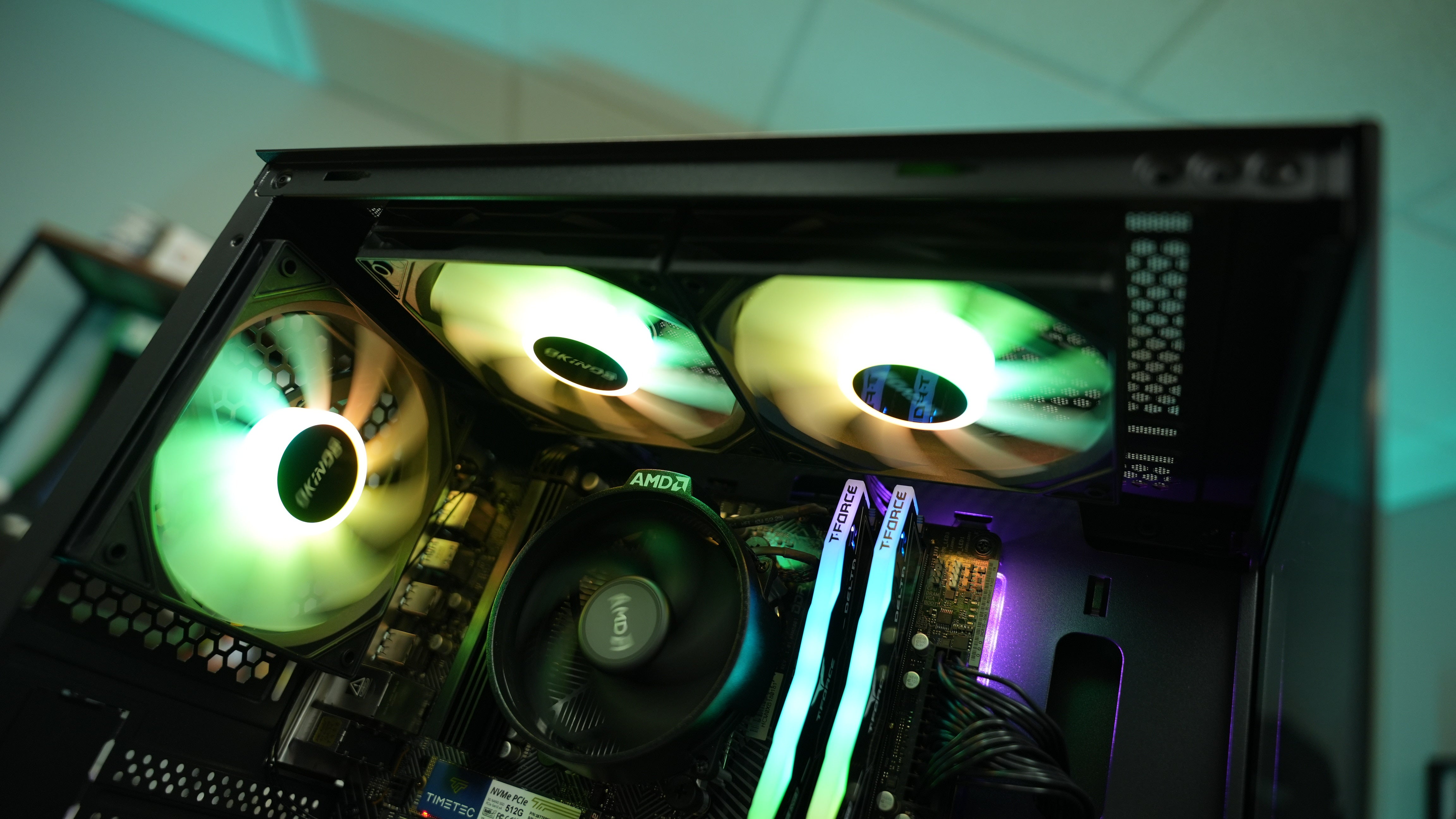 Upgrade Path Pro - Ryzen 5 8500G eSports Gaming