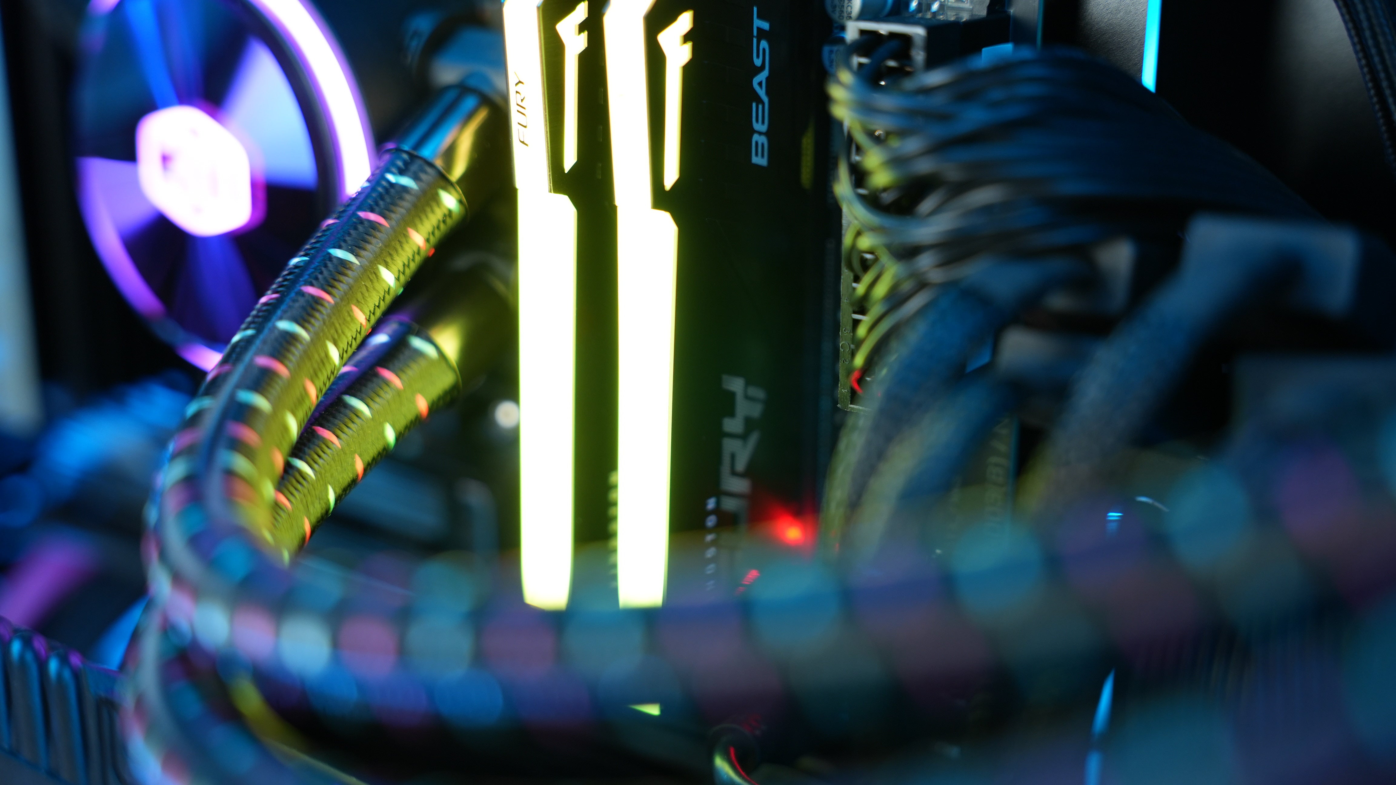 Ryzen 9 7950X + RTX 4090 Gaming/Streaming (In Store Only)