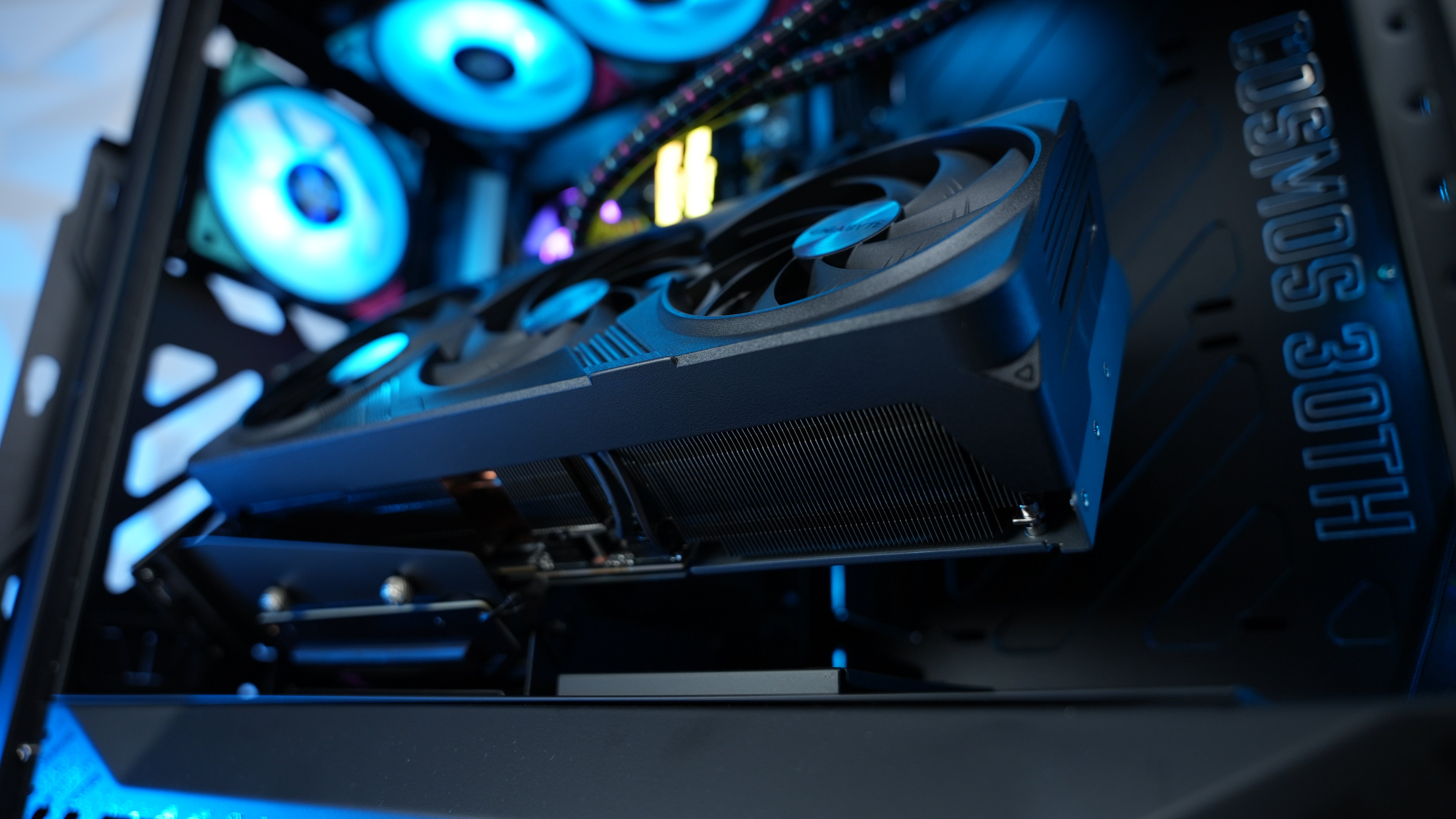 Ryzen 9 7950X + RTX 4090 Gaming/Streaming (In Store Only)