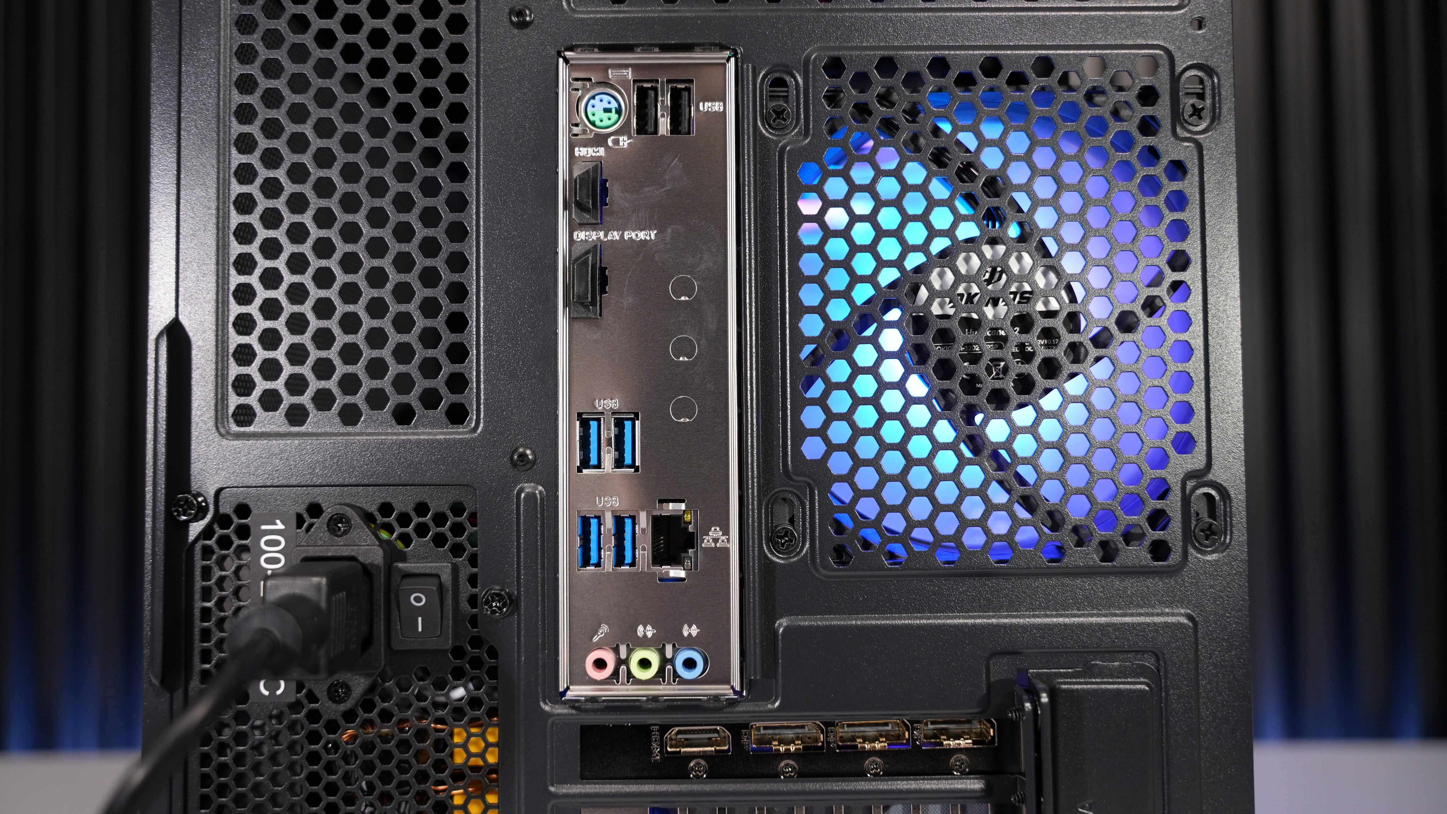 Intel i5 14600K + RTX 5060 Gaming PC