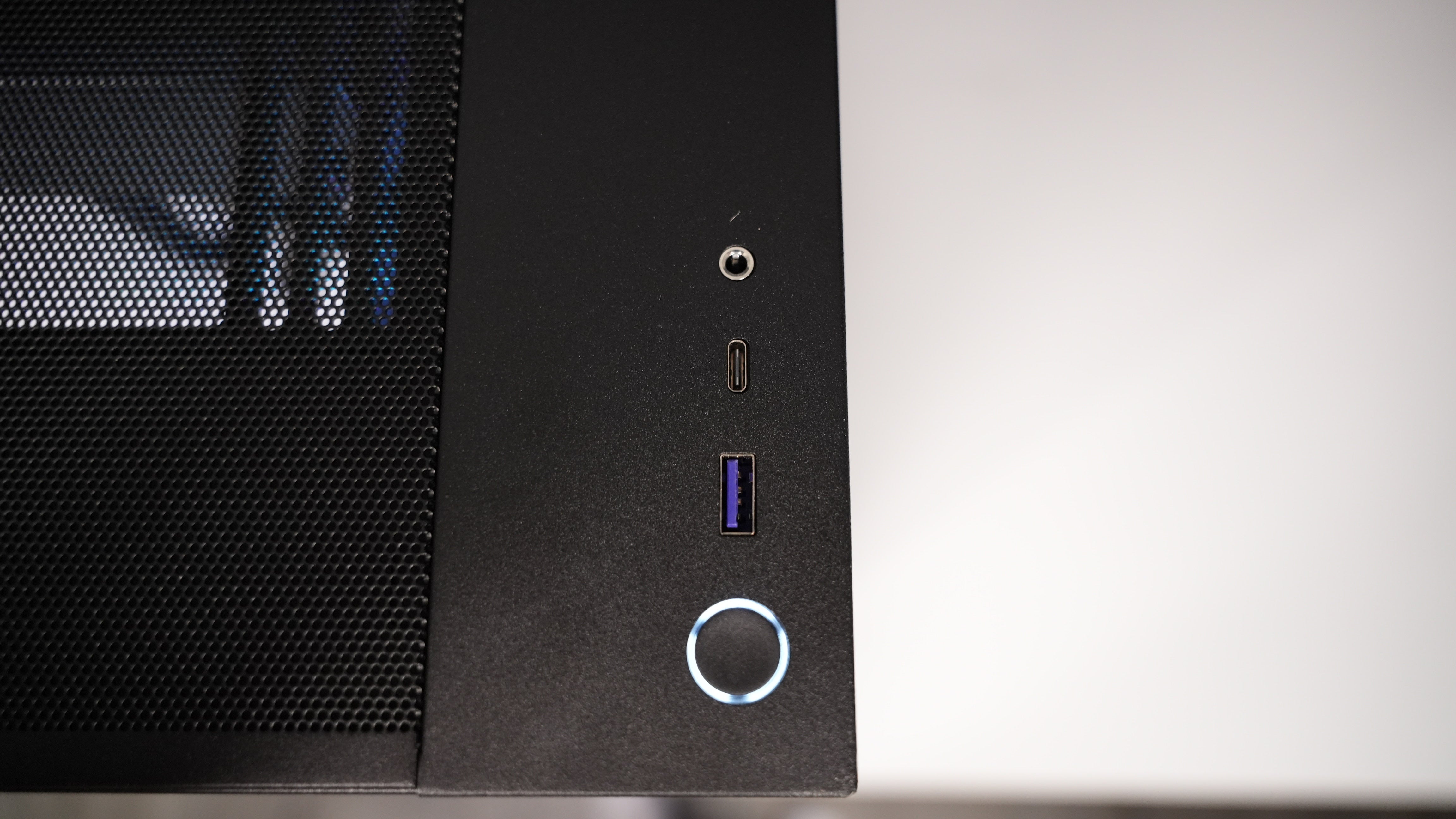 Ryzen 7 7800X3D + RX 9070 Gaming/Streaming PC