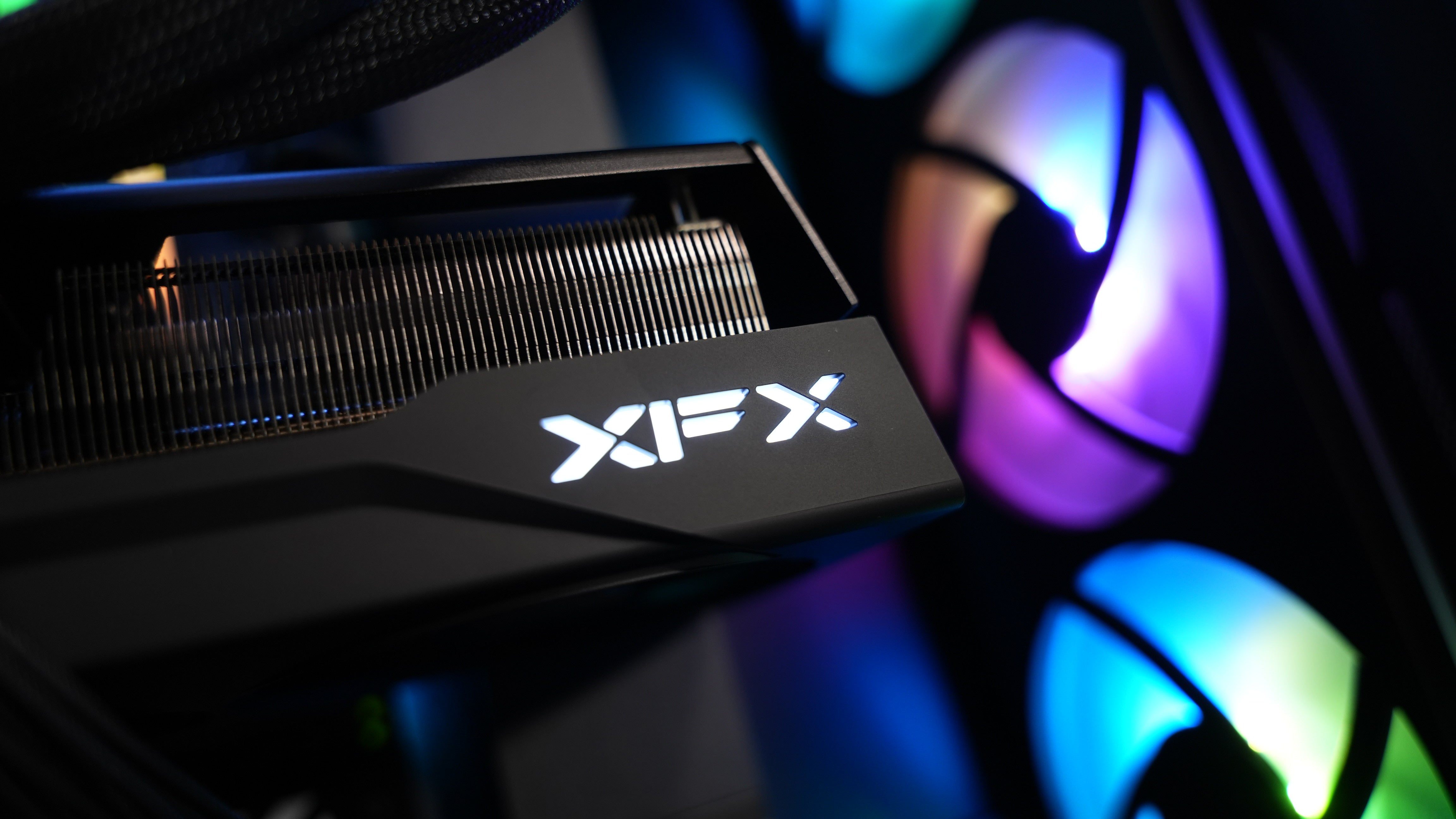 Ryzen 7 7800X3D + RX 9070 Gaming/Streaming PC