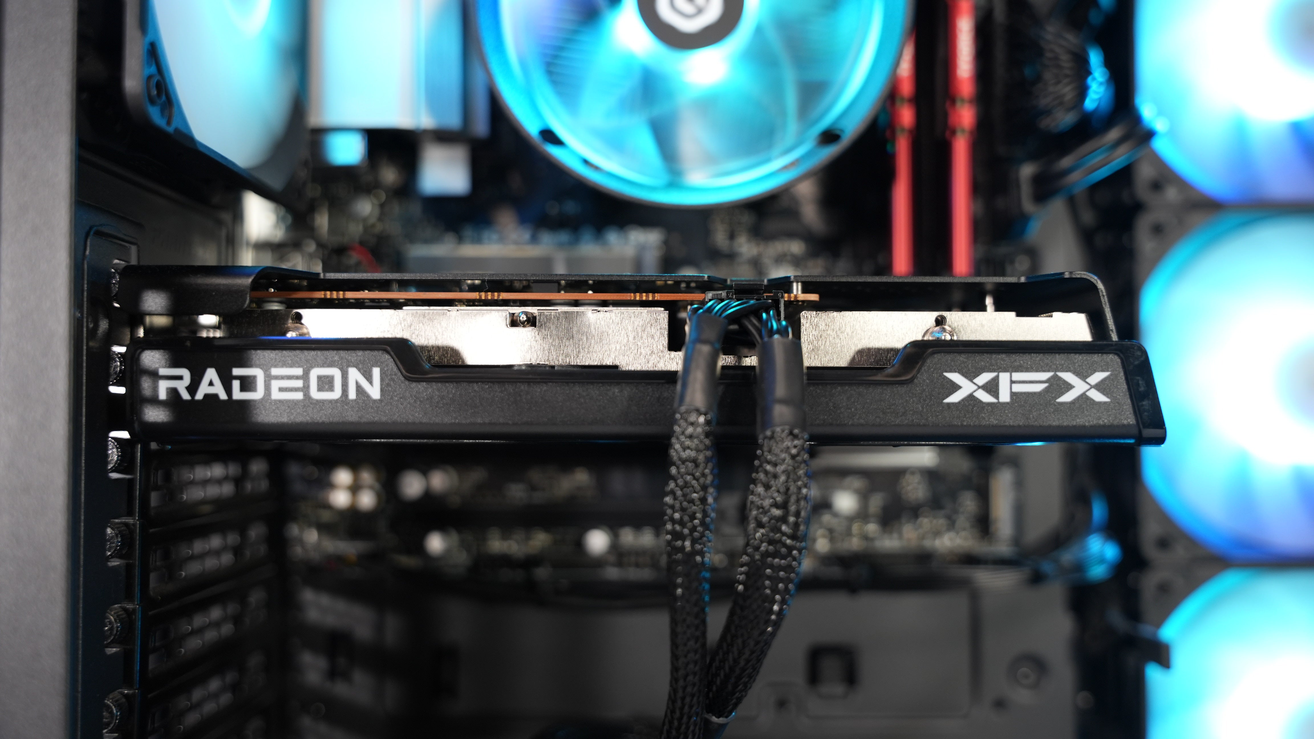 Ryzen 5 5500 + RX 6500XT Gaming PC