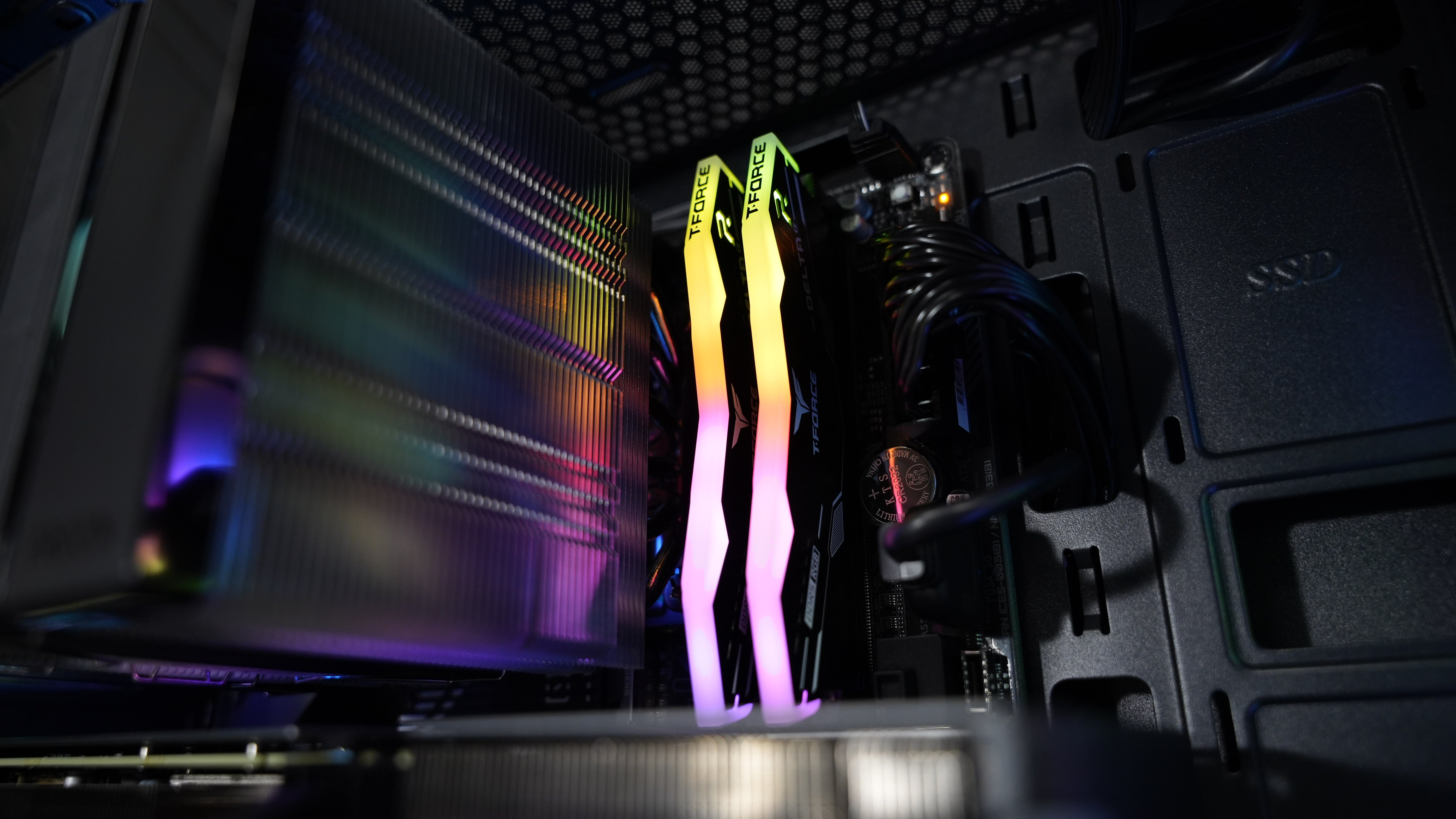 Intel Ultra 7 265K + RX 9060XT 16GB Gaming/Streaming PC