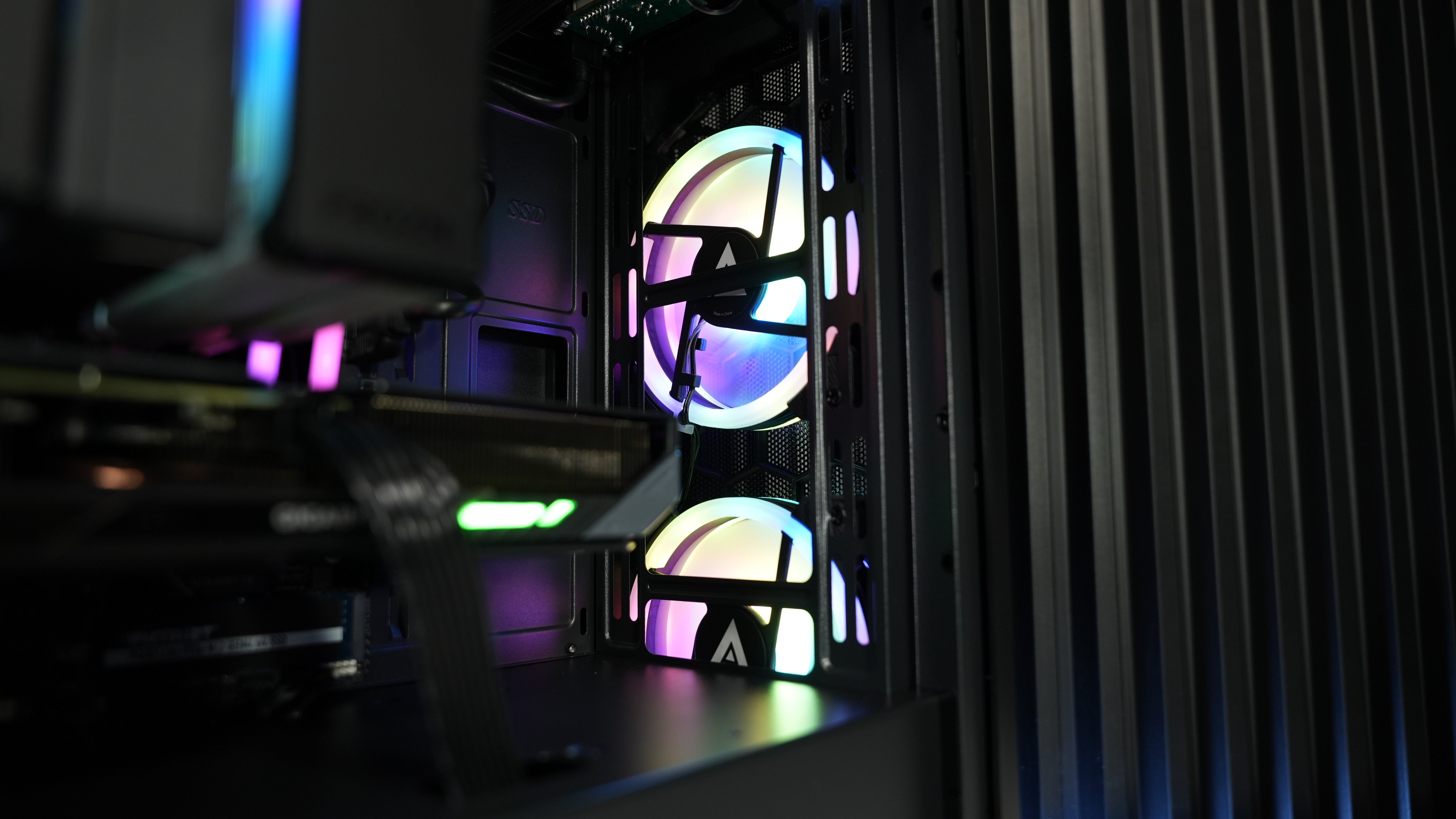 Intel Ultra 7 265K + RX 9060XT 16GB Gaming/Streaming PC