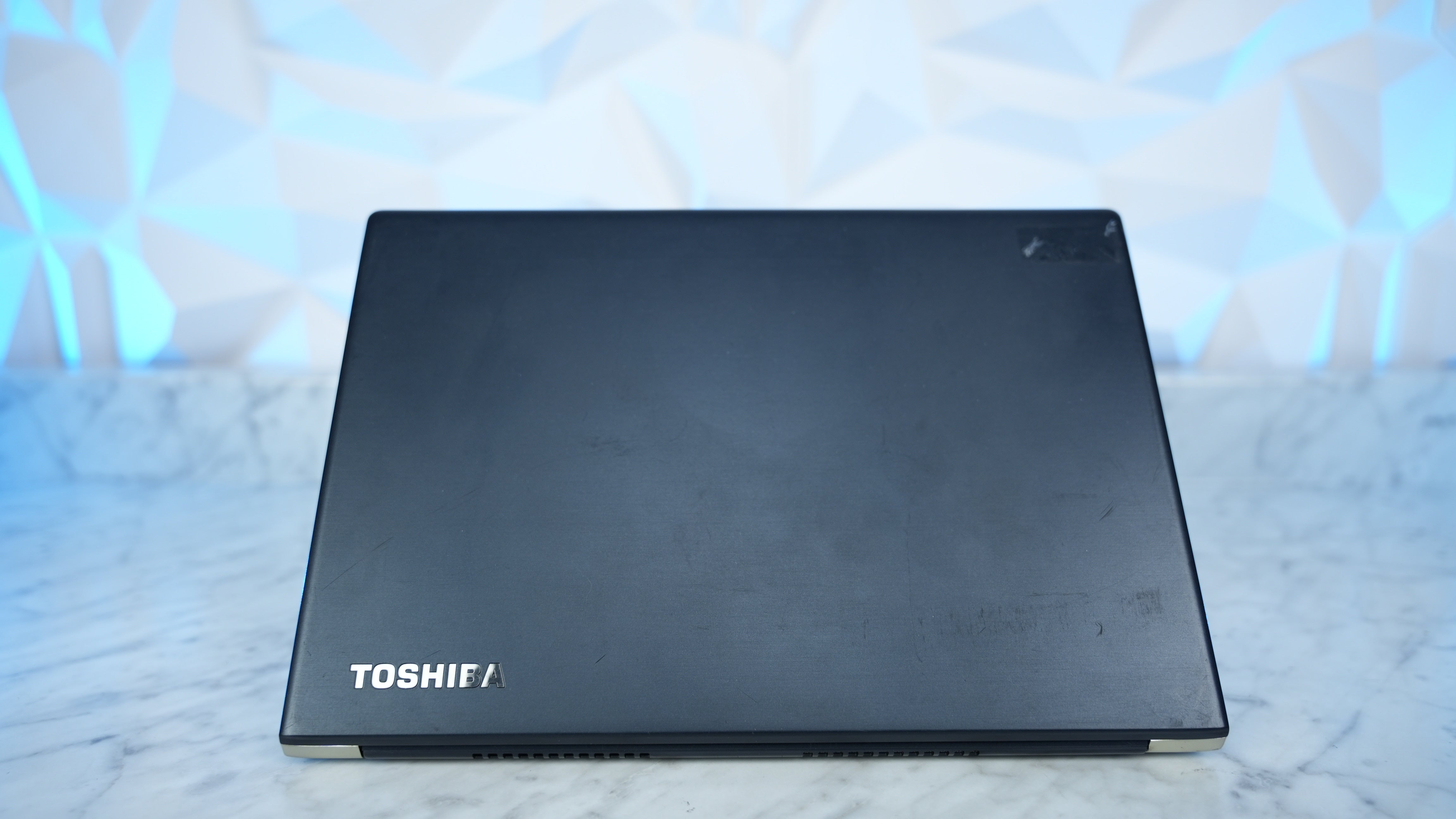 Toshiba Office Laptop - Intel i7 8650U + UHD 620 (In Stock)