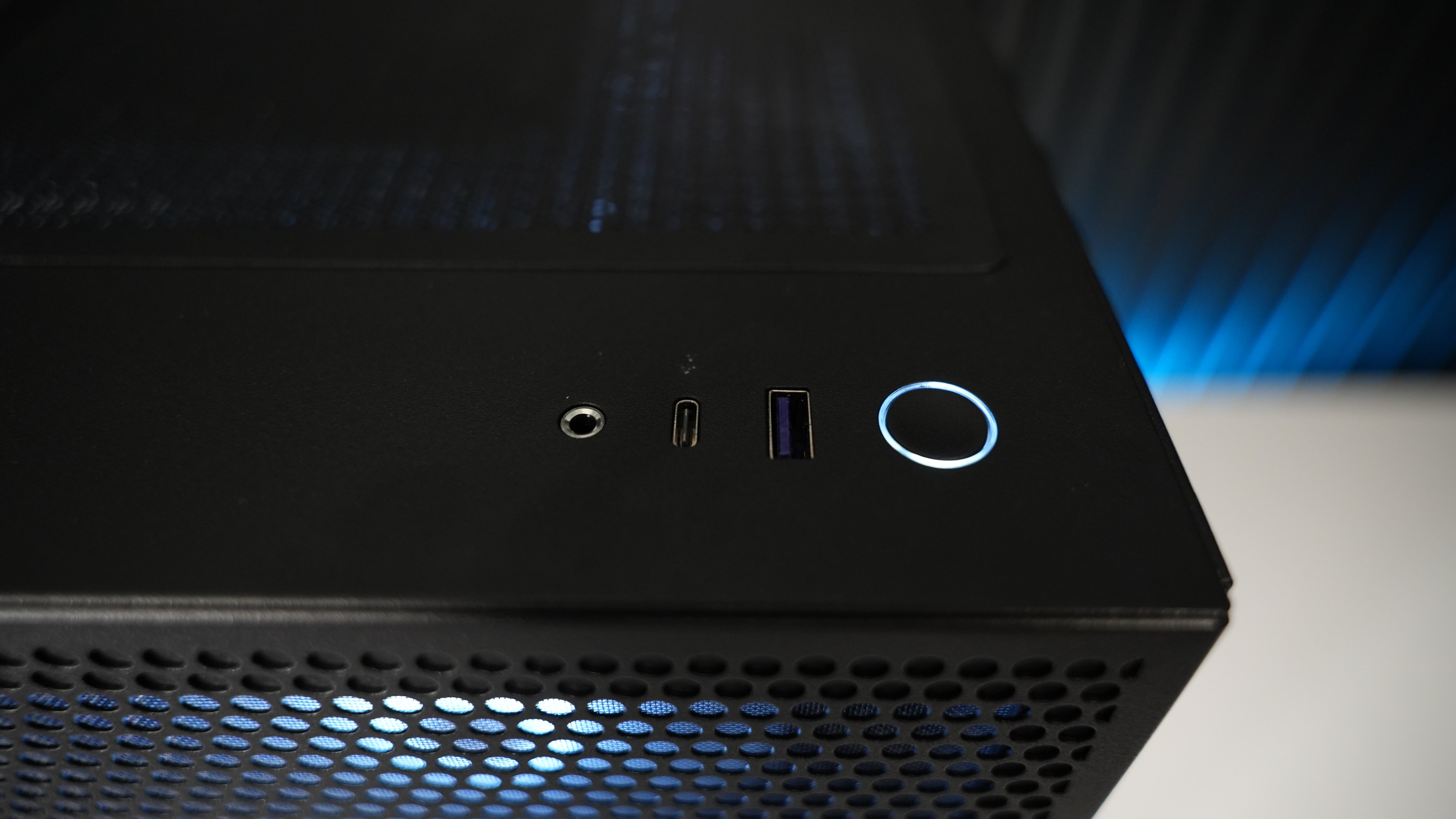 Ryzen 7 5800X + RTX 3070 Gaming PC