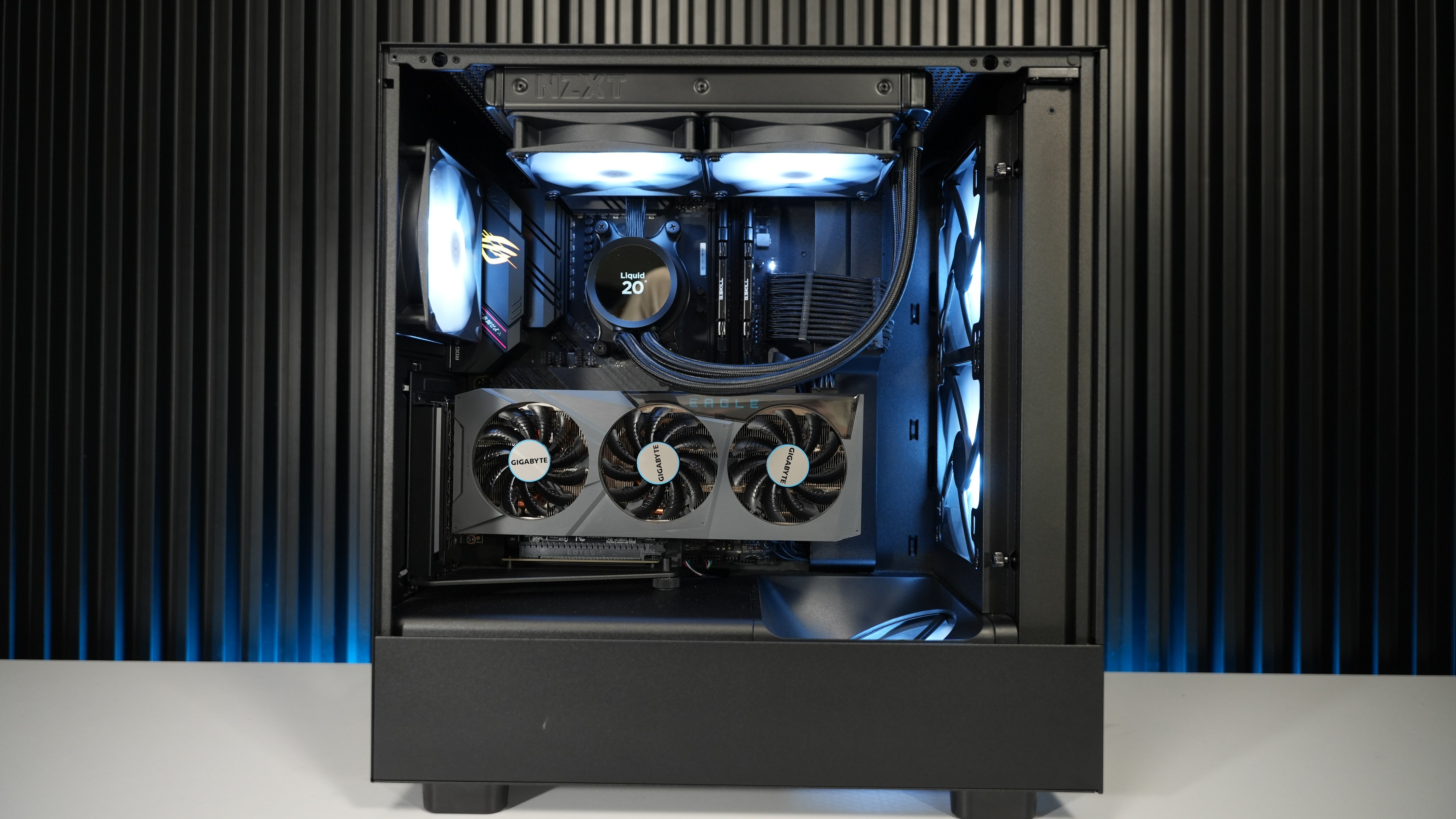 Ryzen 7 5800X + RTX 3070 Gaming PC