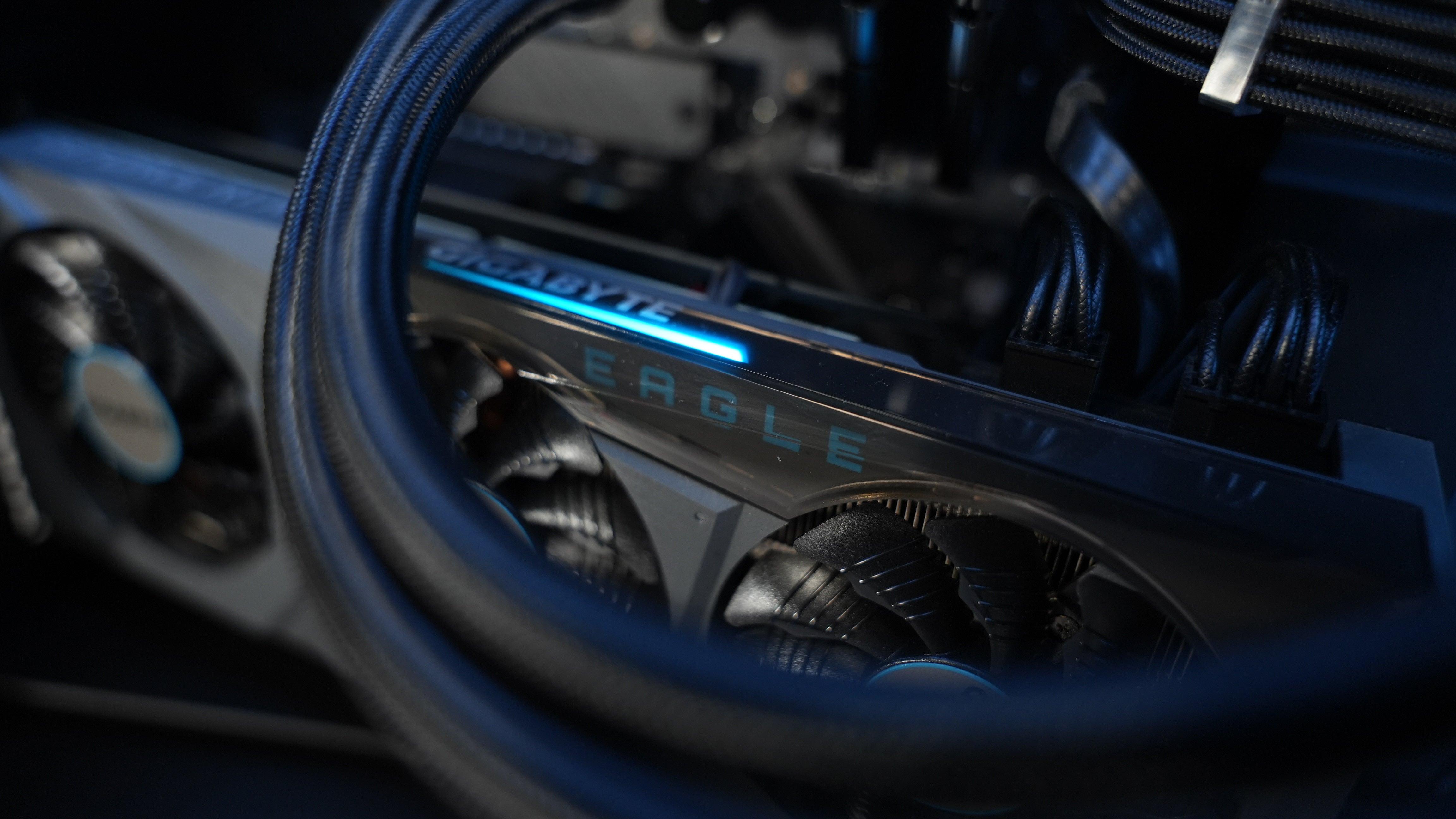 Ryzen 7 5800X + RTX 3070 Gaming PC