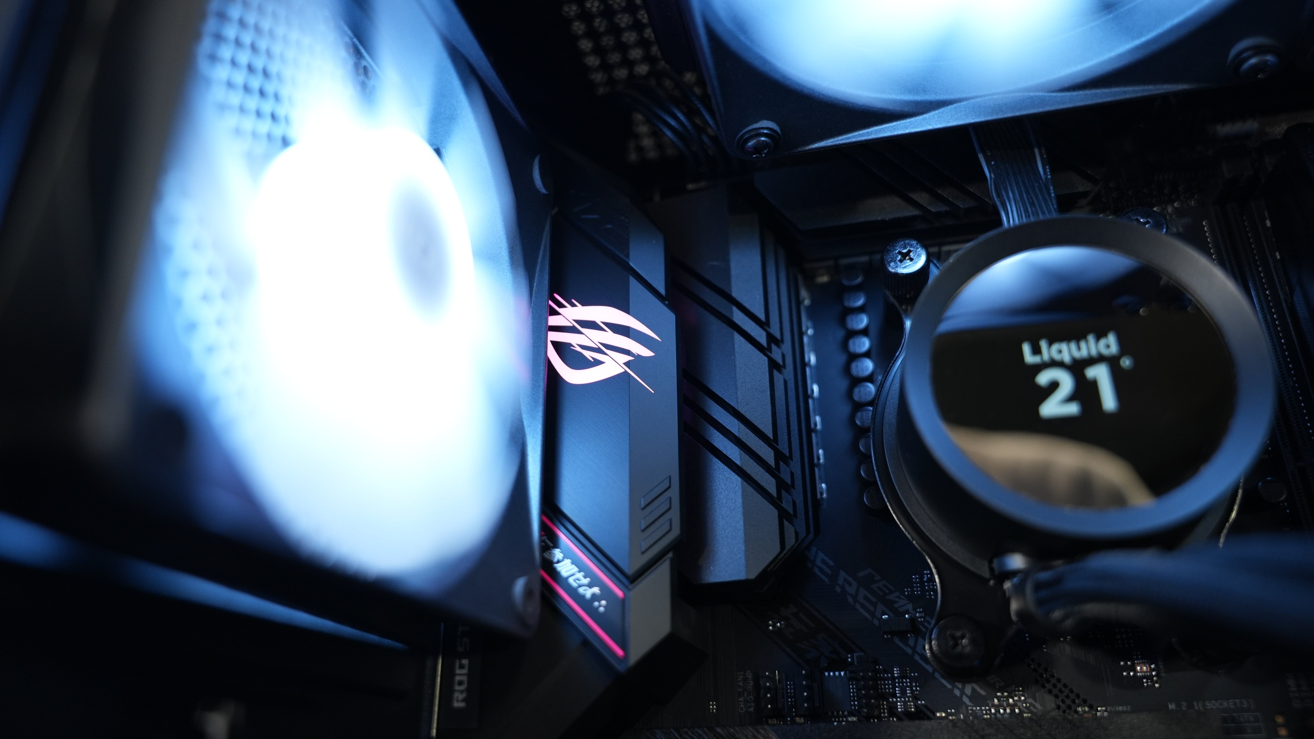 Ryzen 7 5800X + RTX 3070 Gaming PC